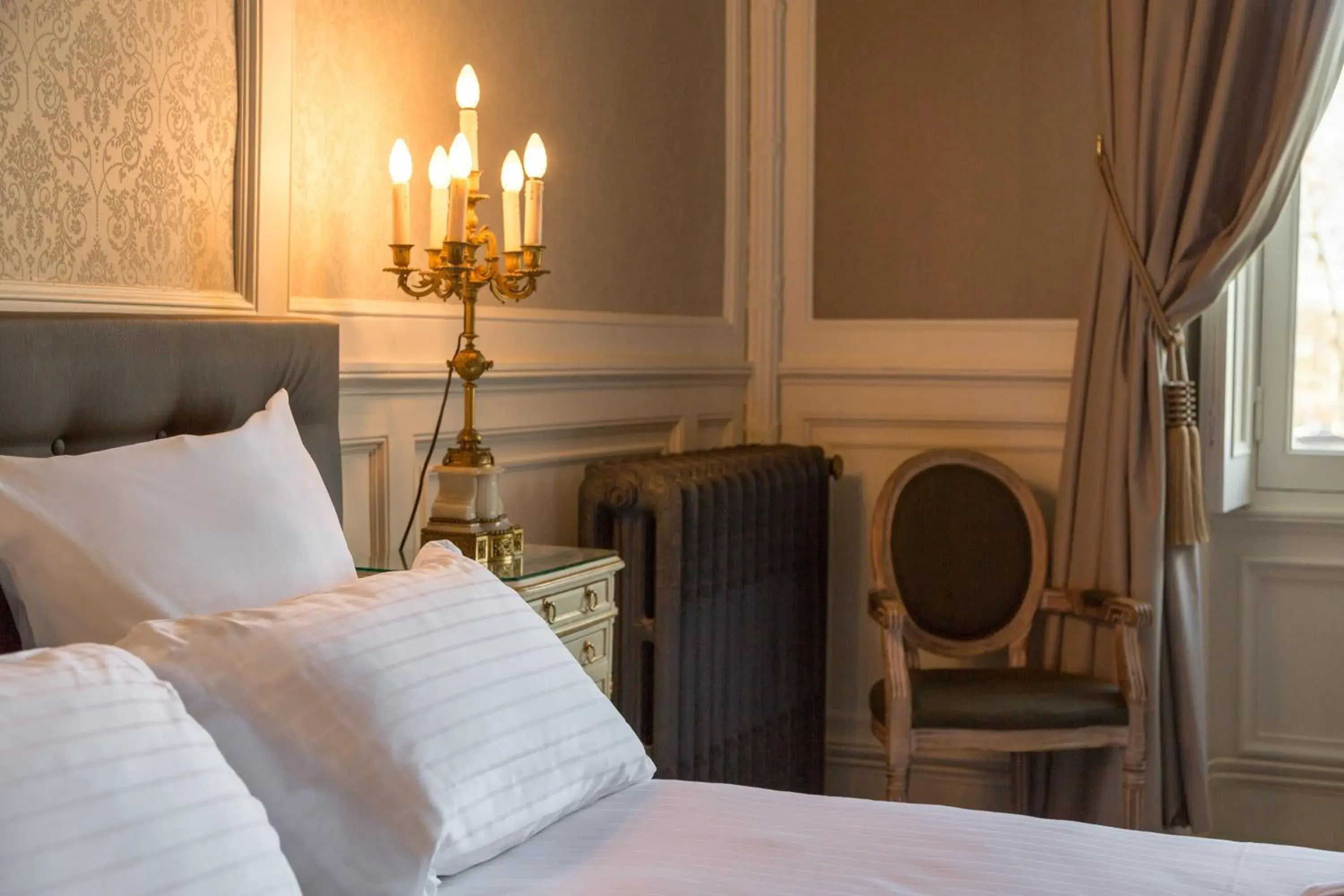 Double Superior Room in The Originals le Château de Dissay Poitiers Double Superior Room in The Originals le Château de Dissay Poitiers