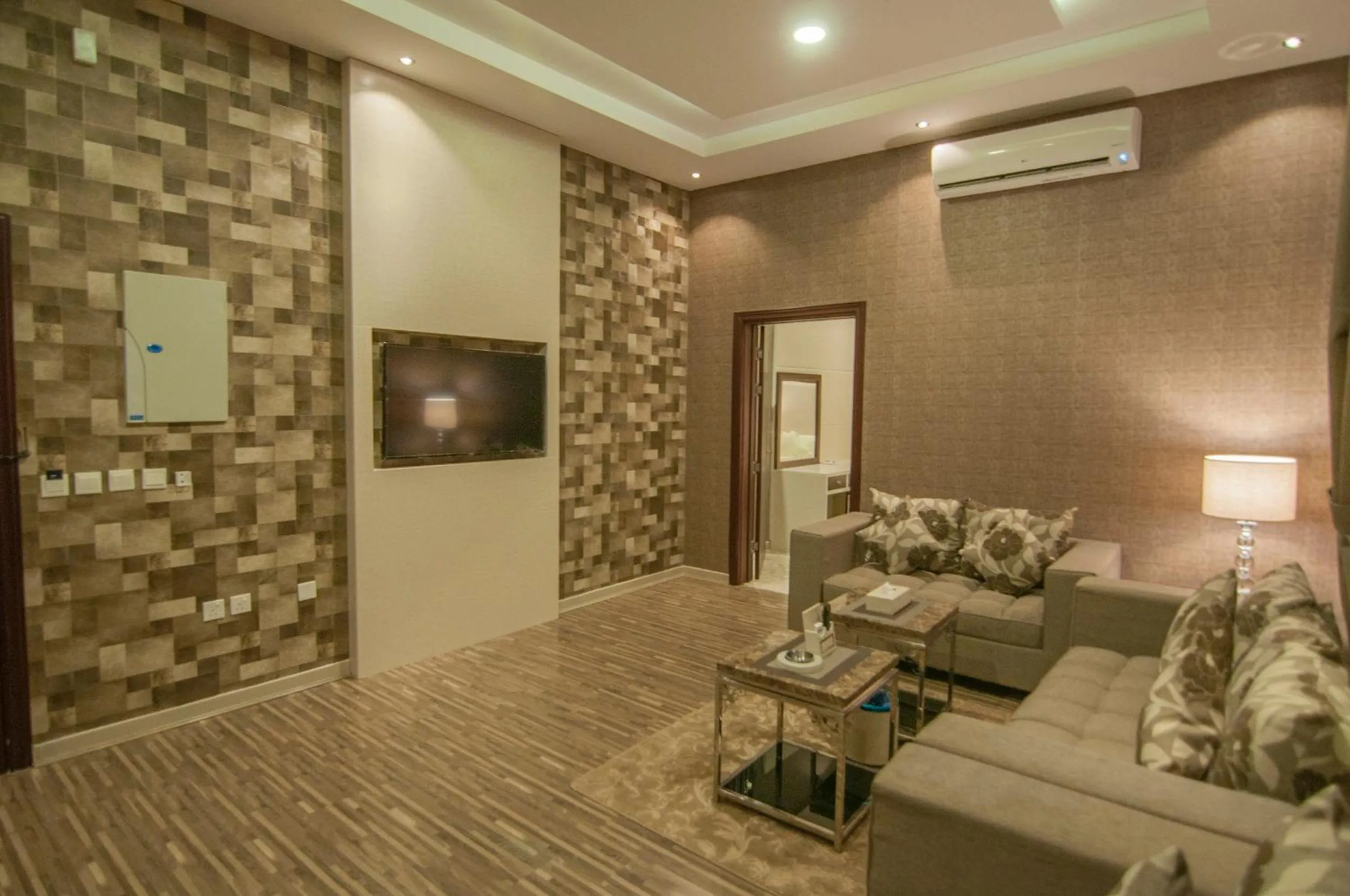 Two-Bedroom Suite in Elite Suites hotel - almalqa