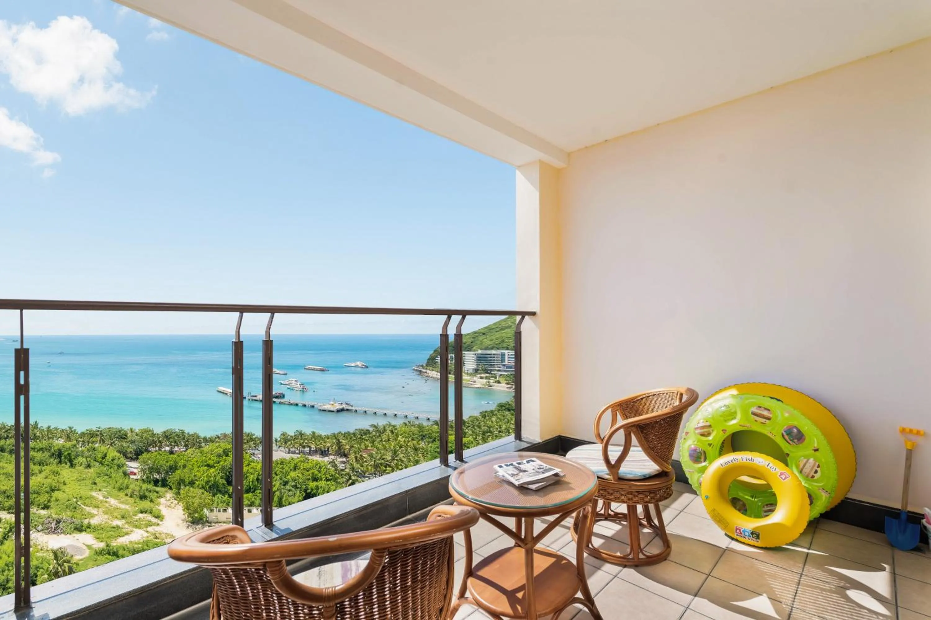 Balcony/Terrace in Sanya Yikehai View Apartments
