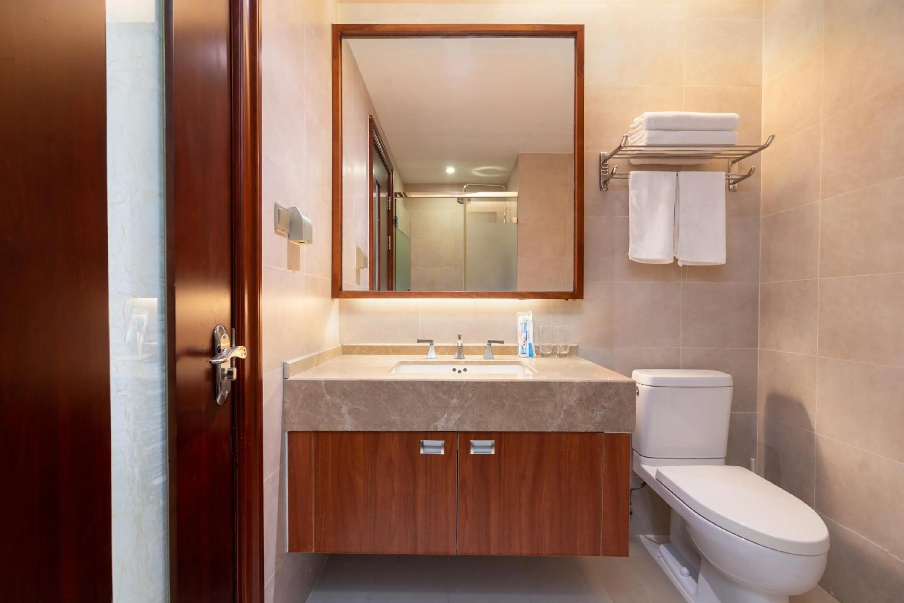 Bathroom in Sanya Yikehai View Apartments