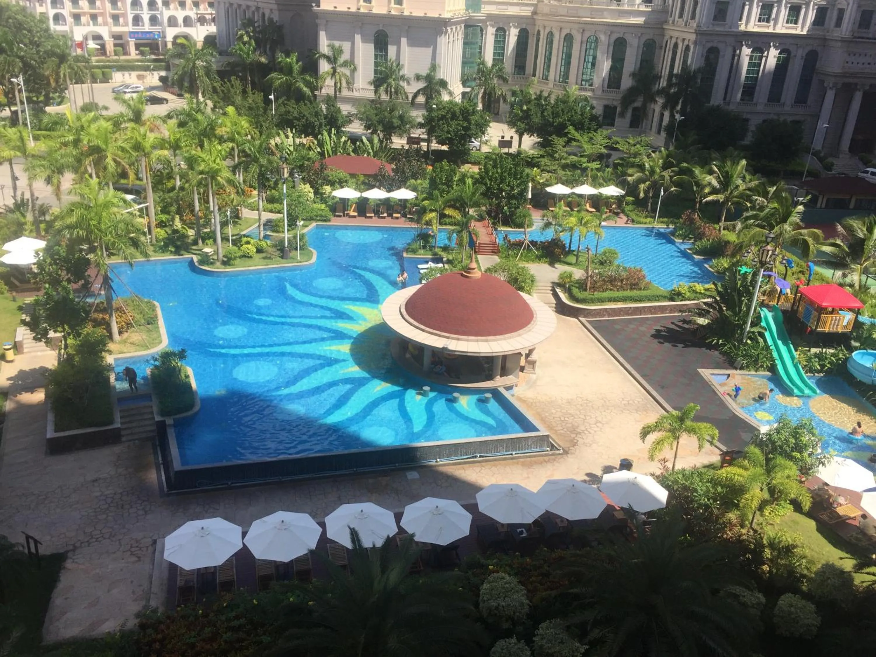 Garden view in Sanya Yikehai View Apartments