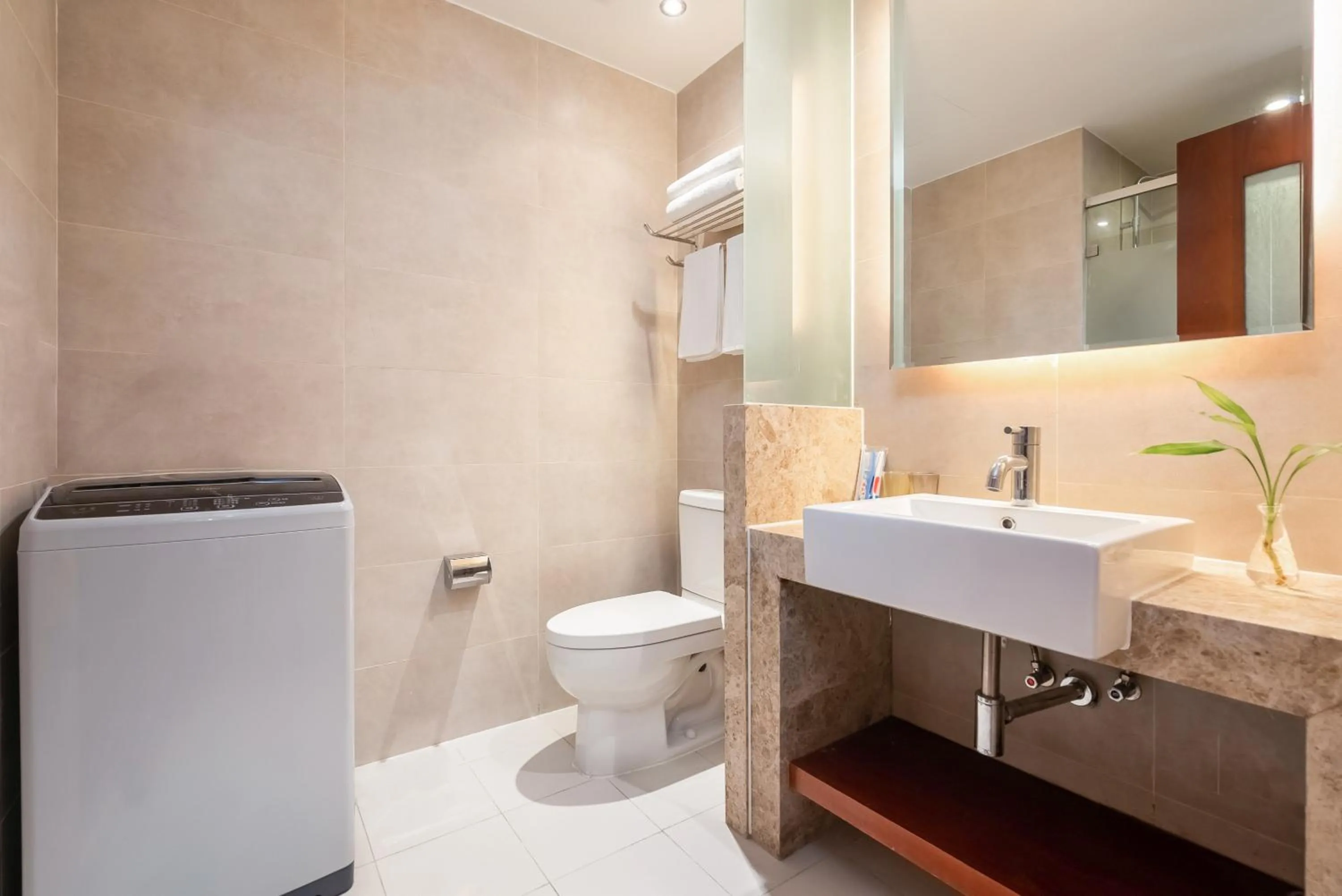 Bathroom in Sanya Yikehai View Apartments