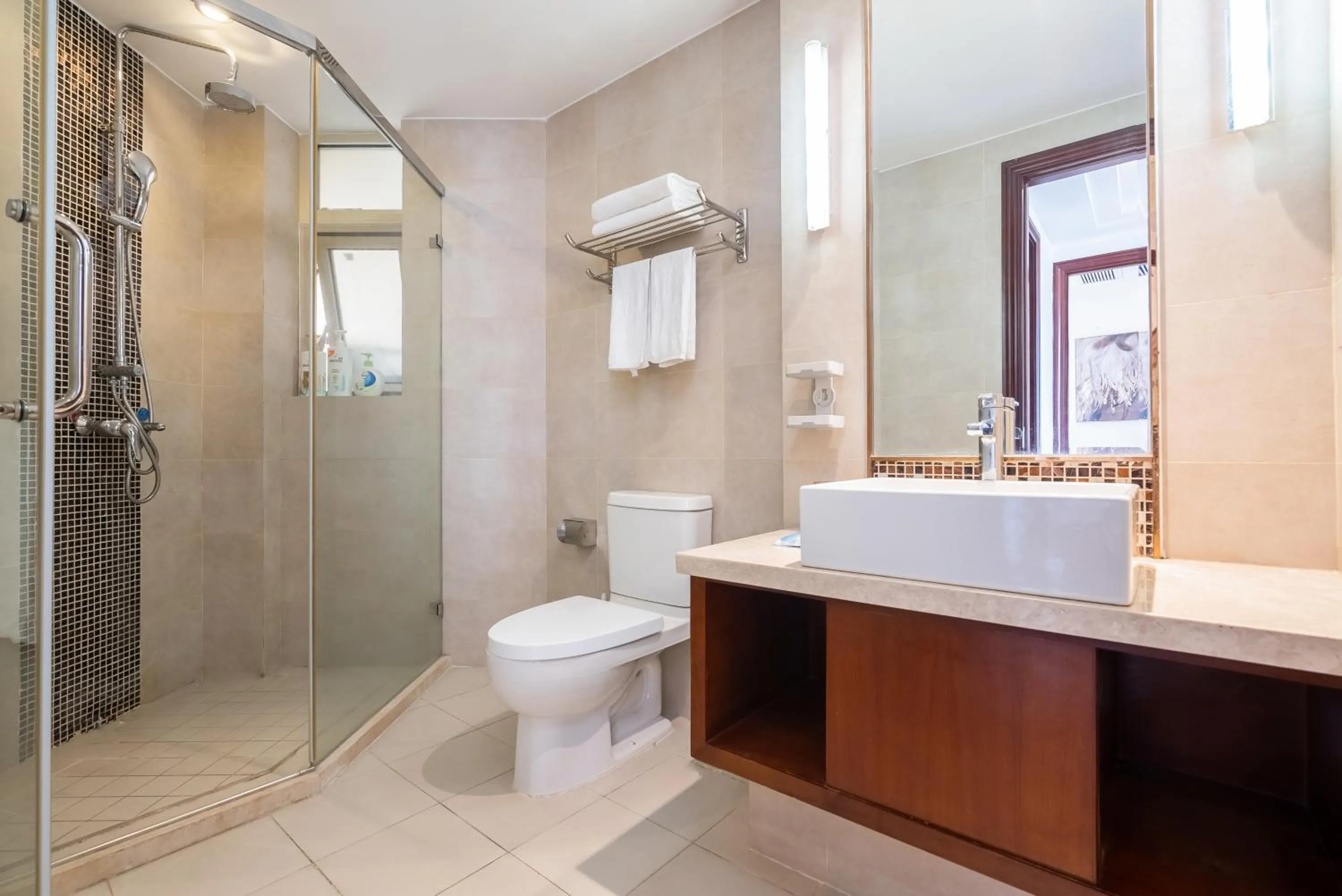 Bathroom in Sanya Yikehai View Apartments