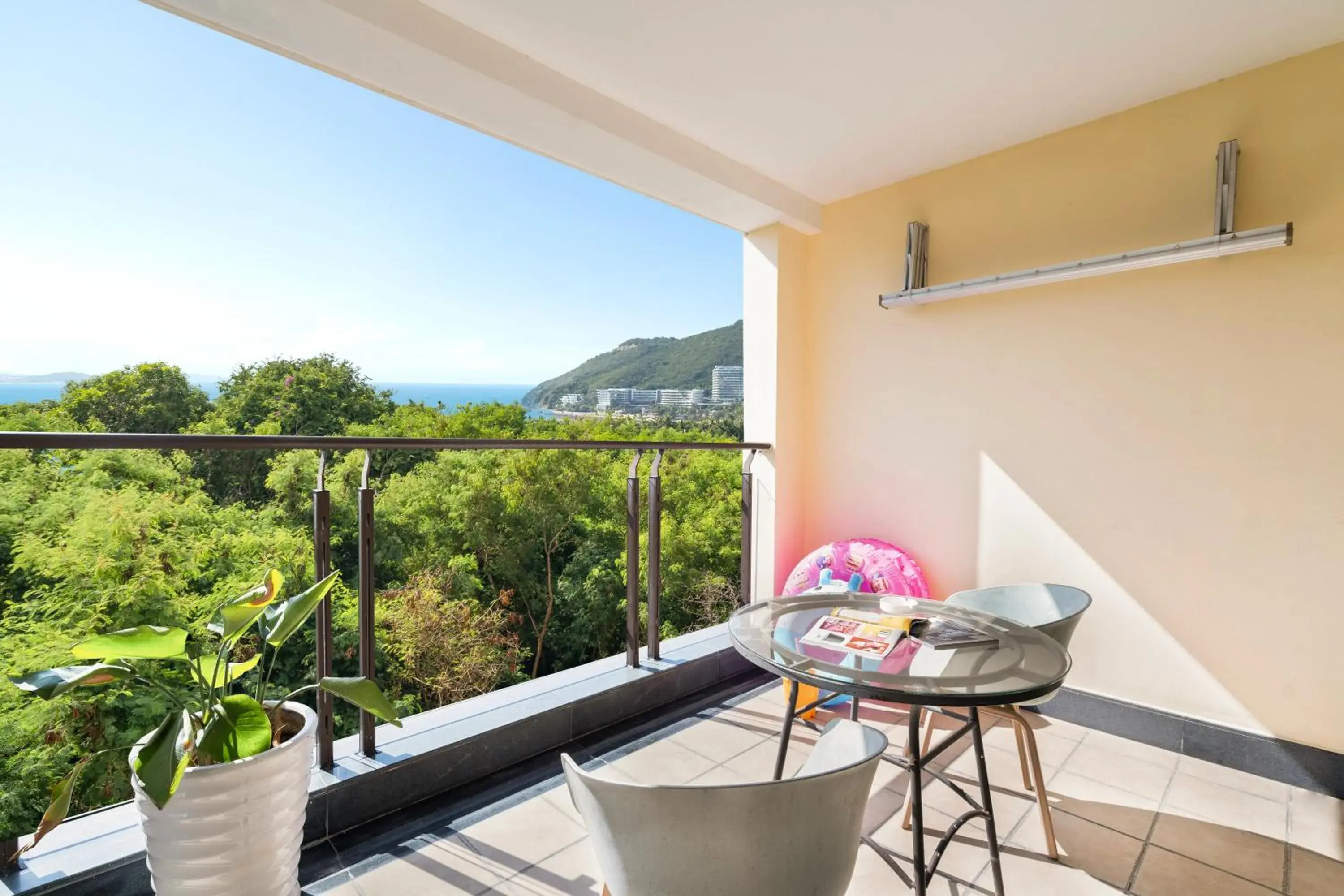 Balcony/Terrace in Sanya Yikehai View Apartments Balcony/Terrace in Sanya Yikehai View Apartments