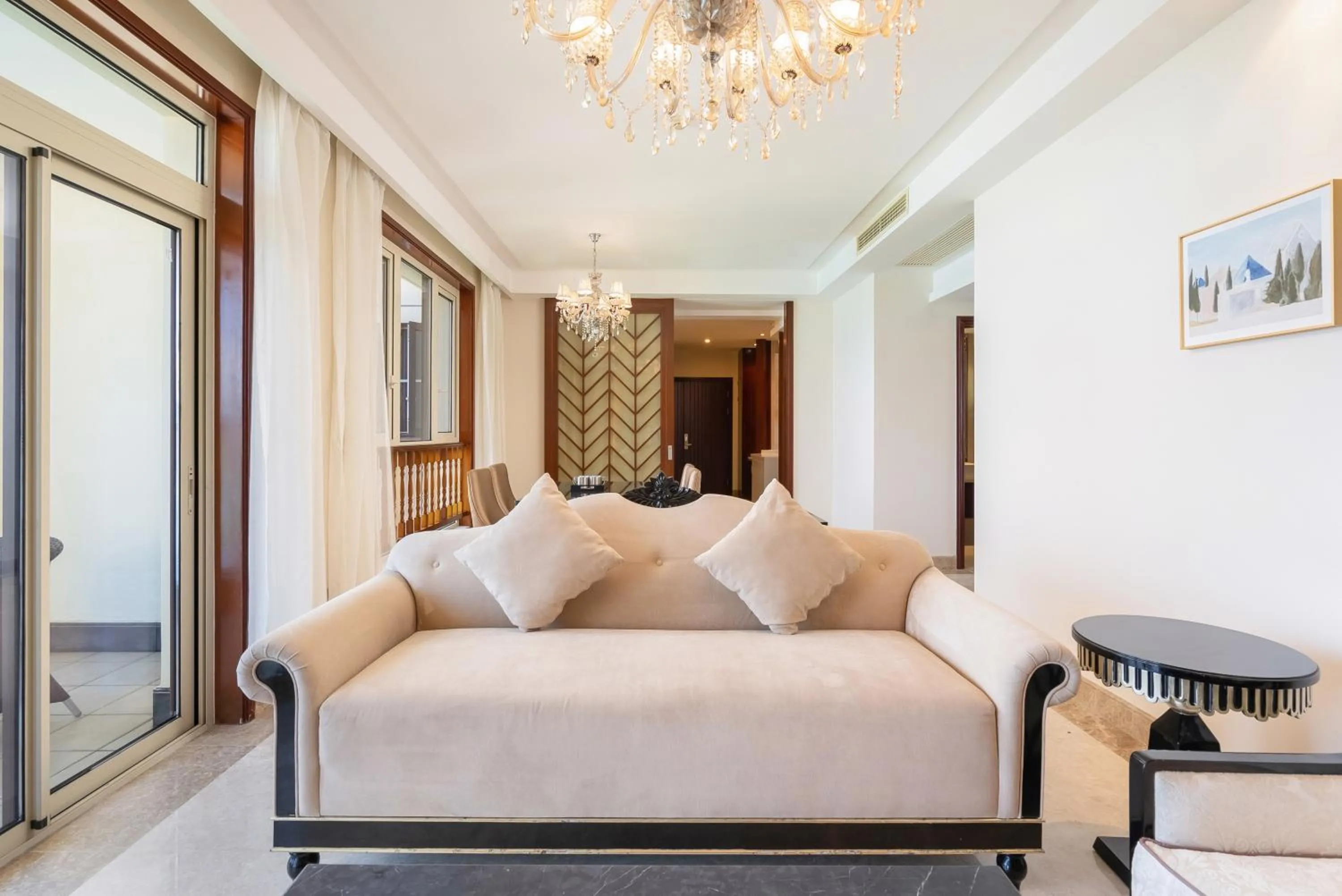 Living room in Sanya Yikehai View Apartments