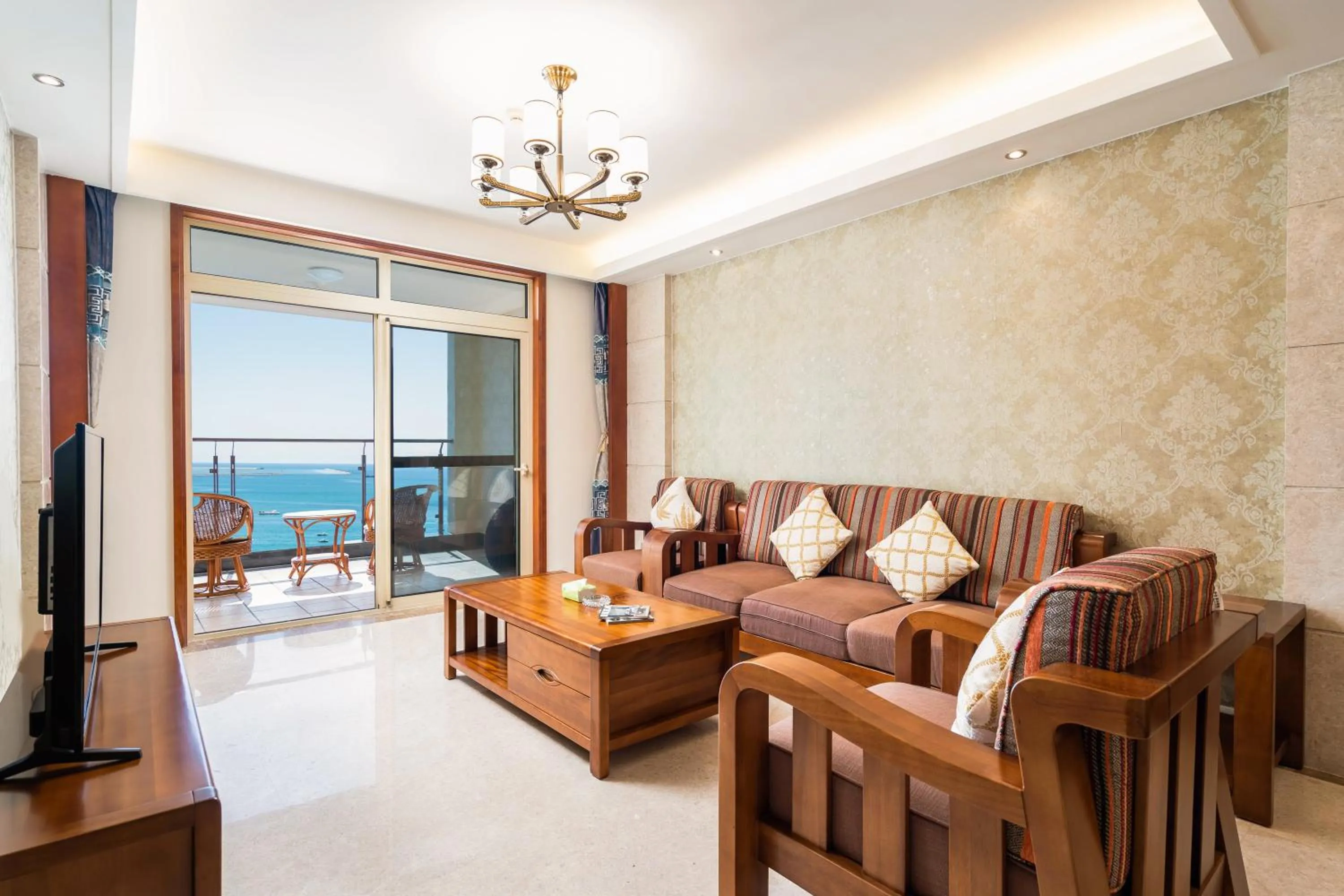 Living room in Sanya Yikehai View Apartments