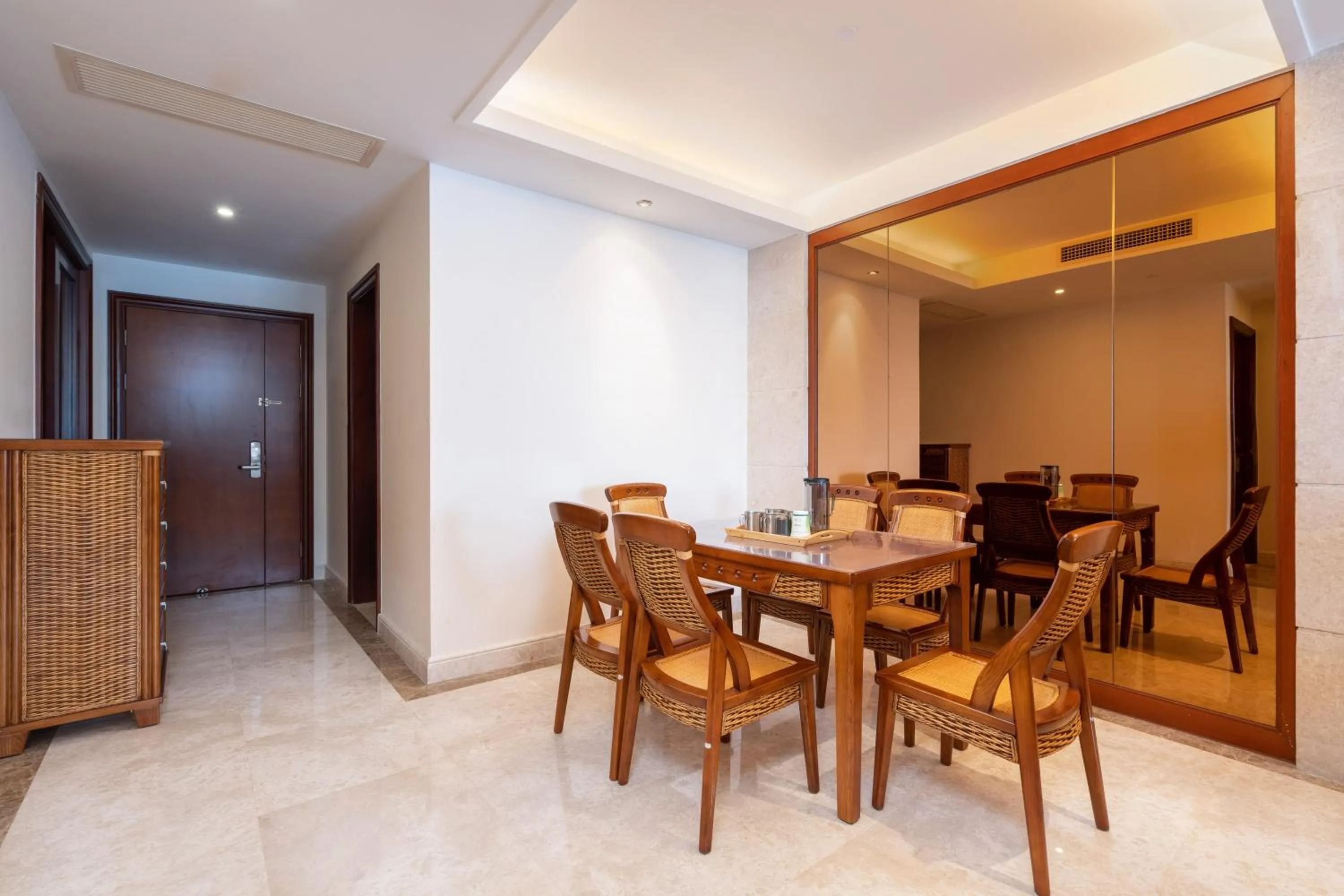 Sanya Yikehai View Apartments