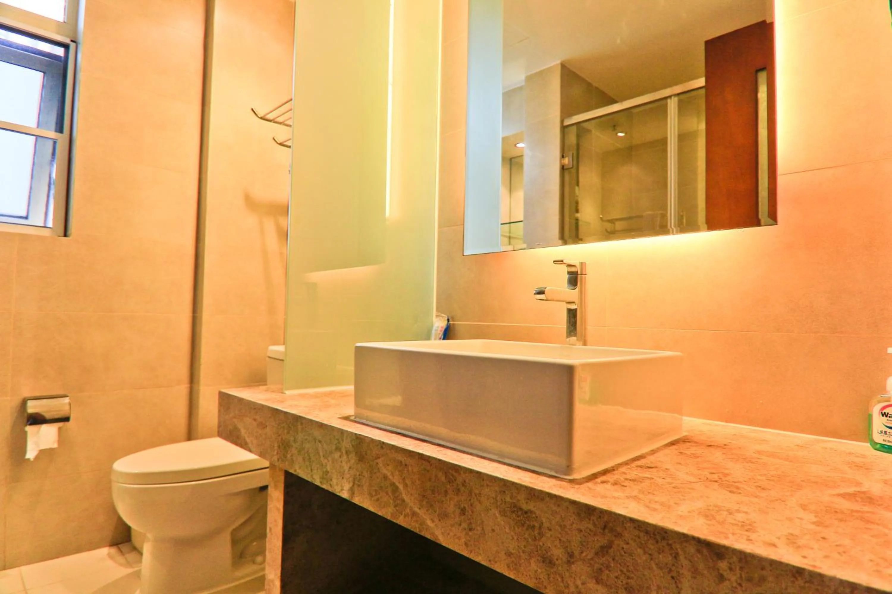 Toilet in Sanya Yikehai View Apartments