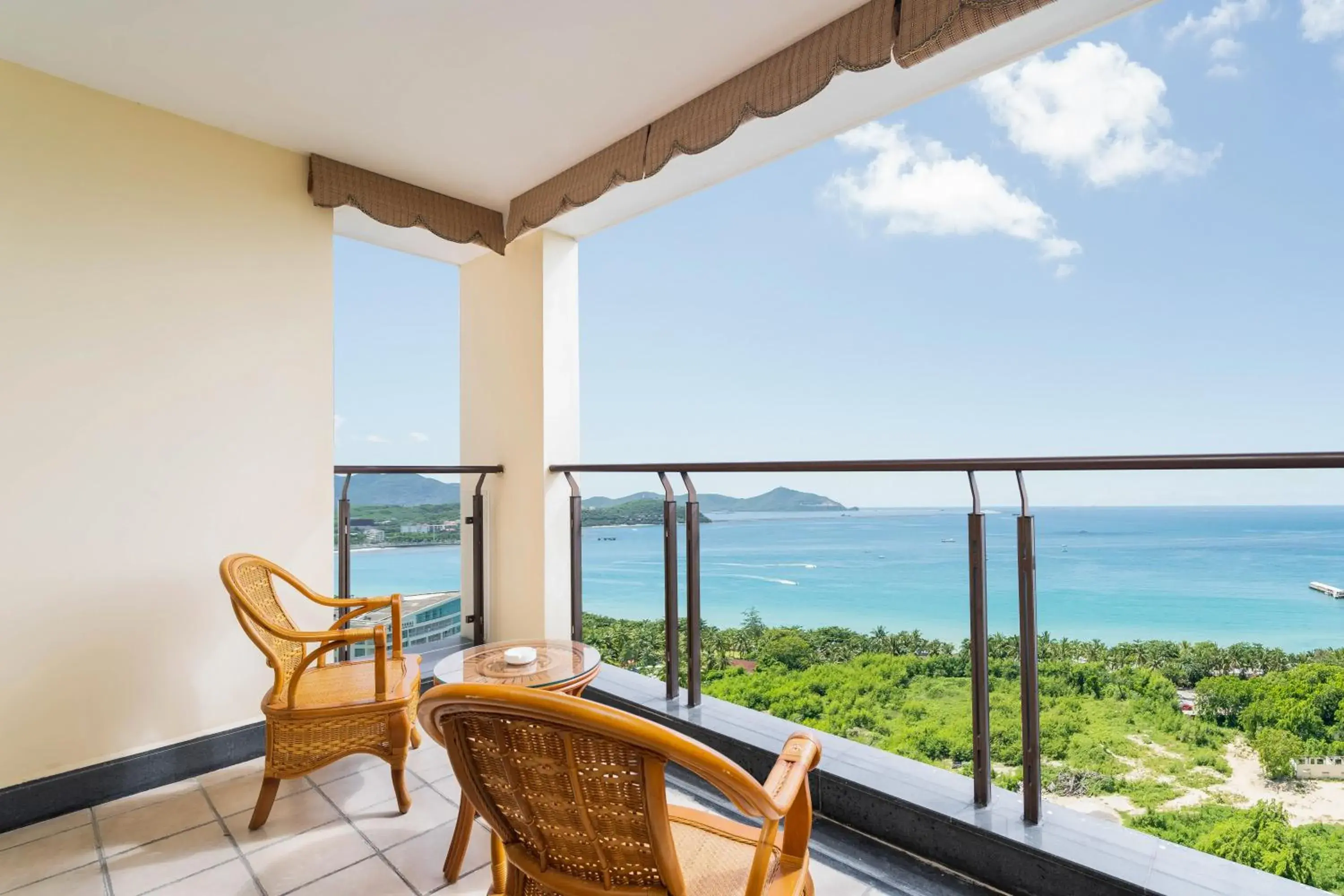 Balcony/Terrace in Sanya Yikehai View Apartments Balcony/Terrace in Sanya Yikehai View Apartments