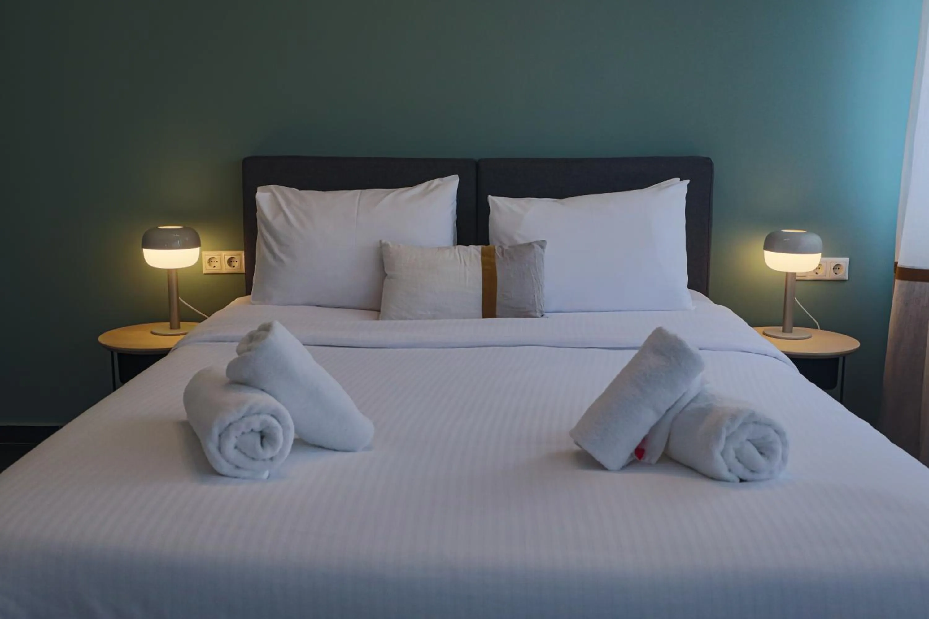 Bed in Elite Ermou Suites