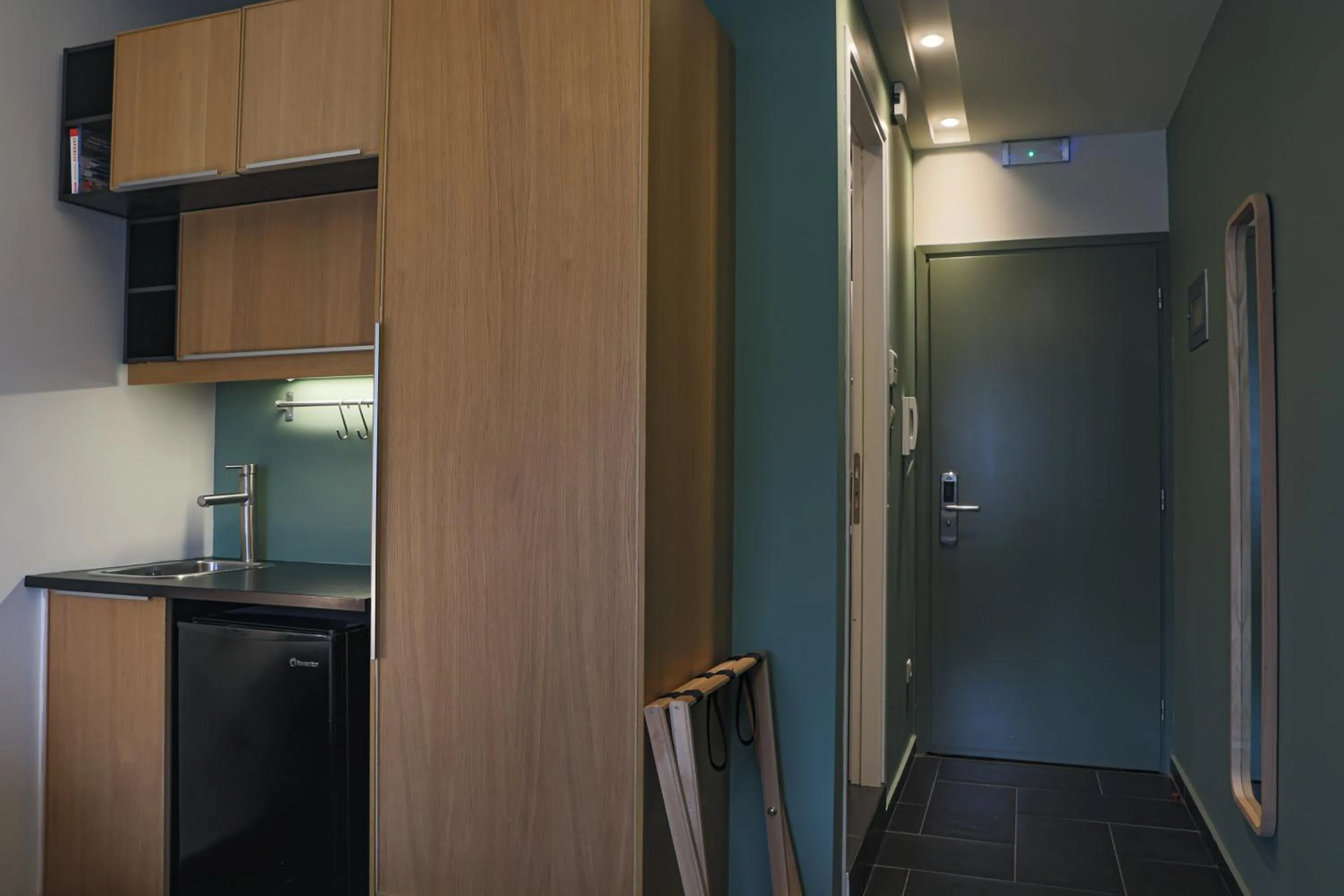 Kitchen or kitchenette in Elite Ermou Suites