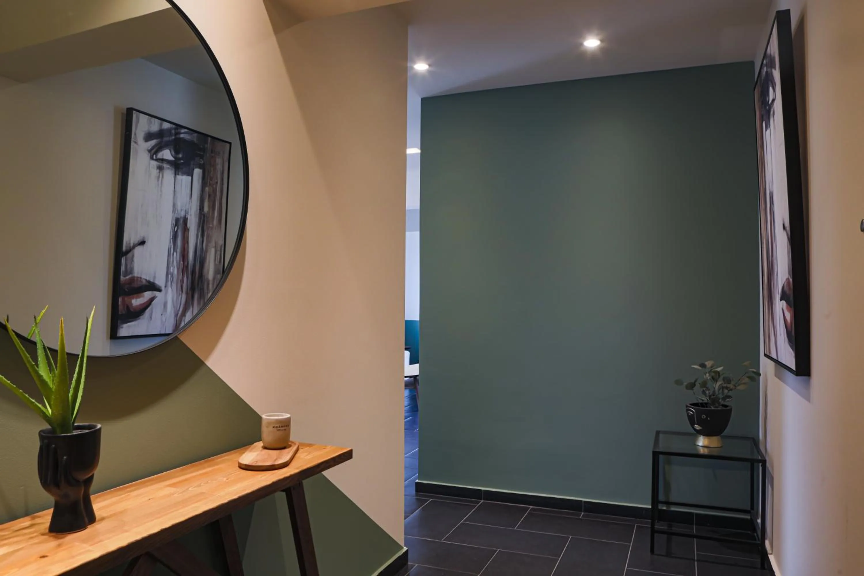 Decorative detail in Elite Ermou Suites