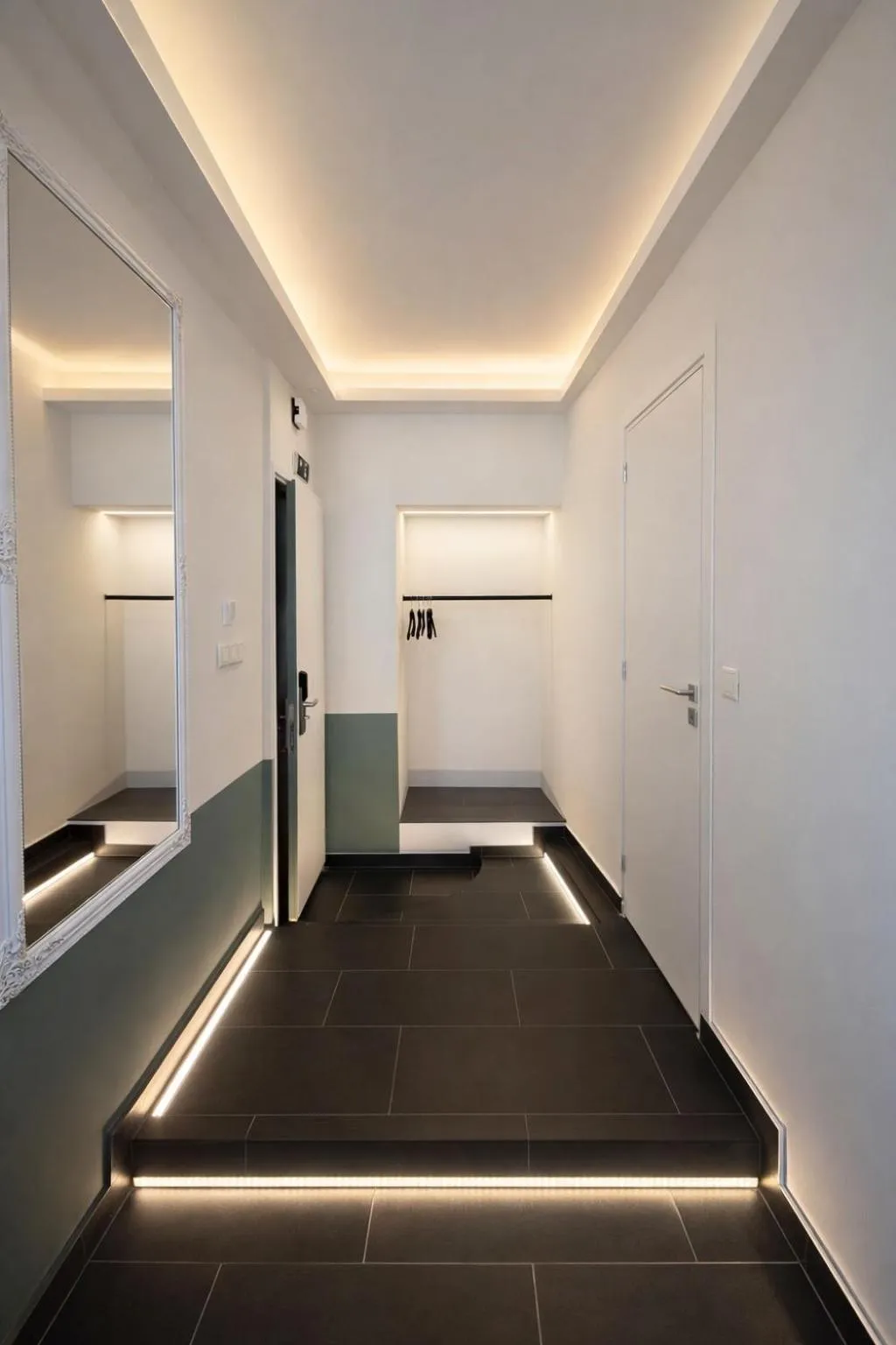 wardrobe in Elite Ermou Suites