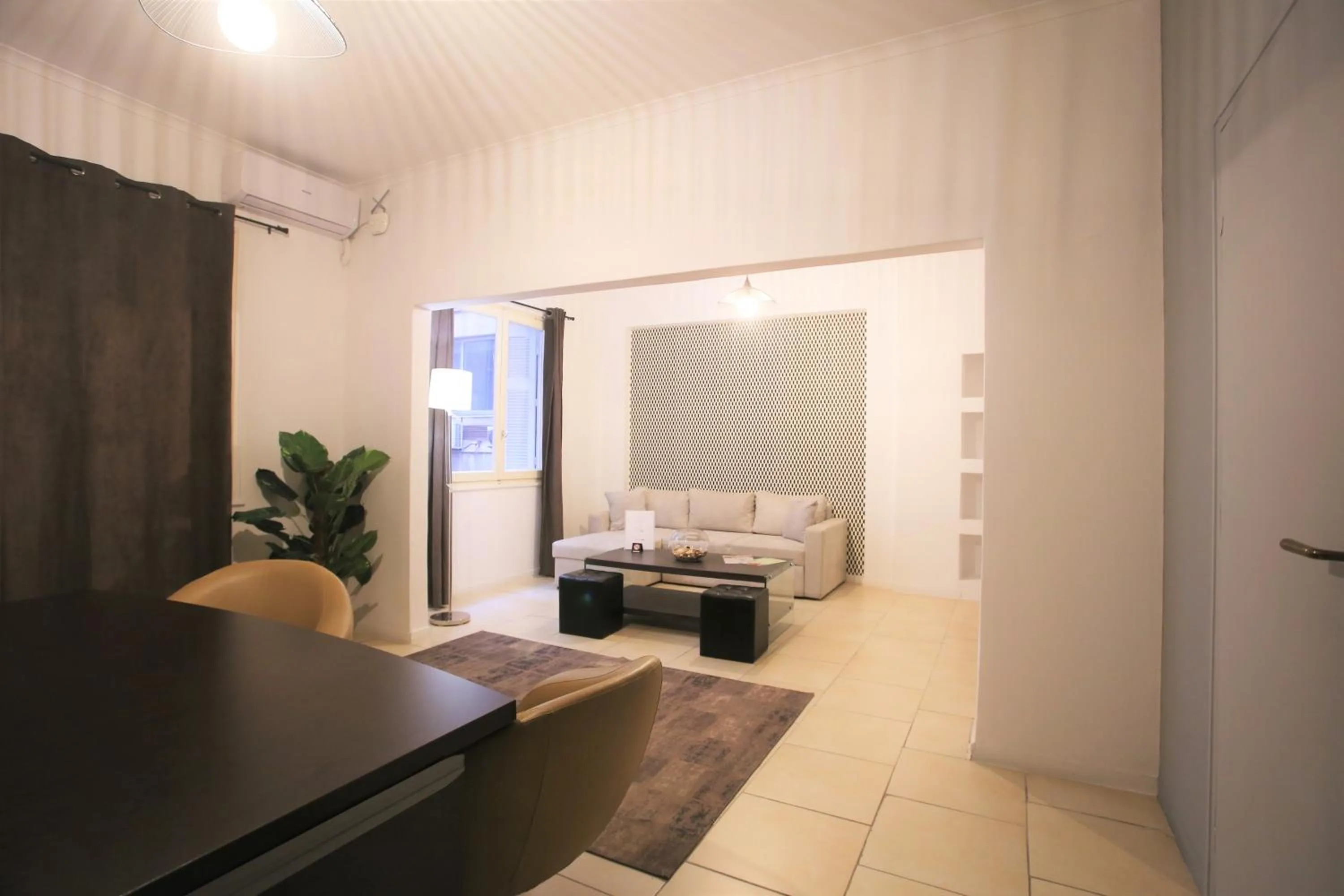 Living room in GK Athens by GK Properties