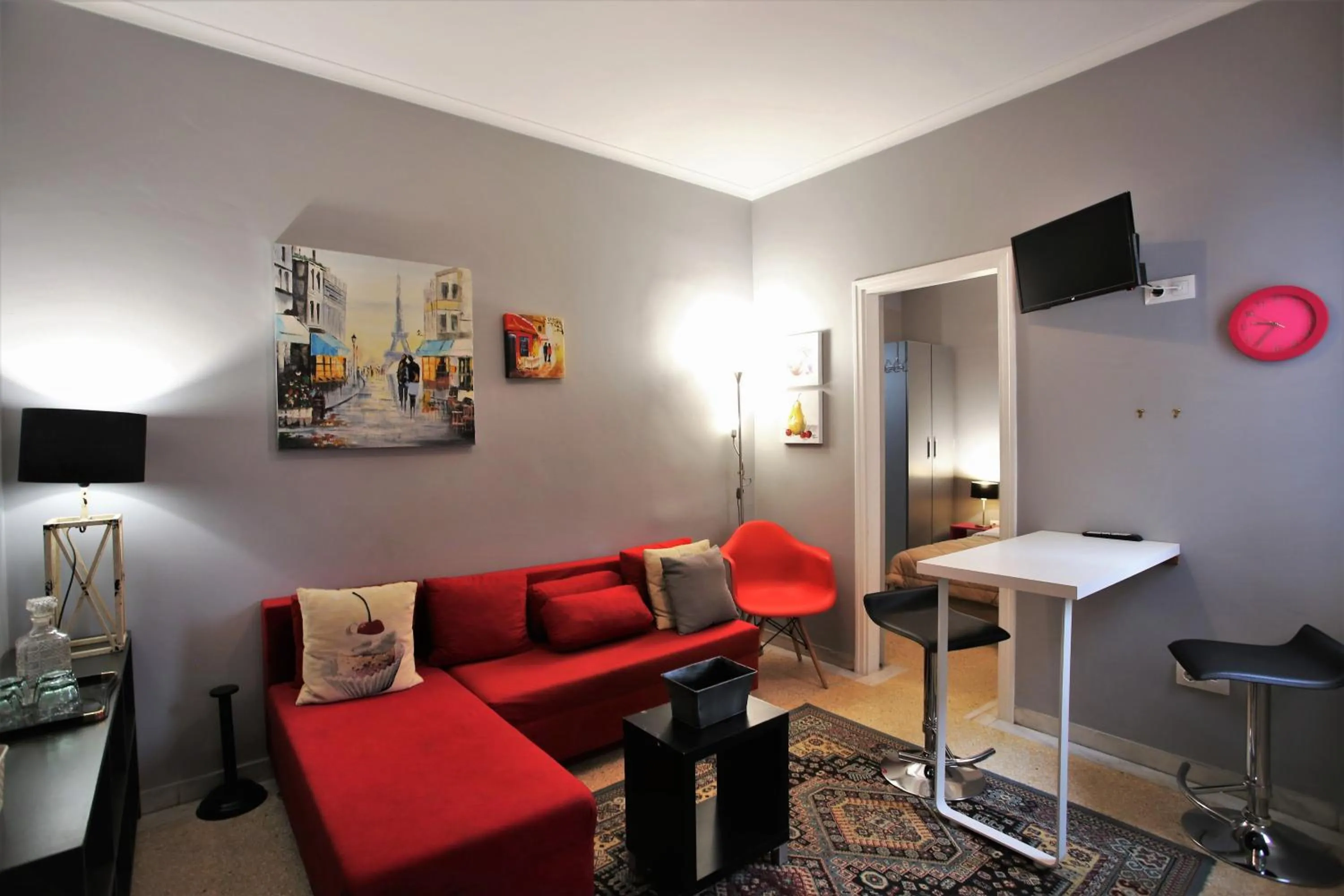 Living room in GK Athens by GK Properties