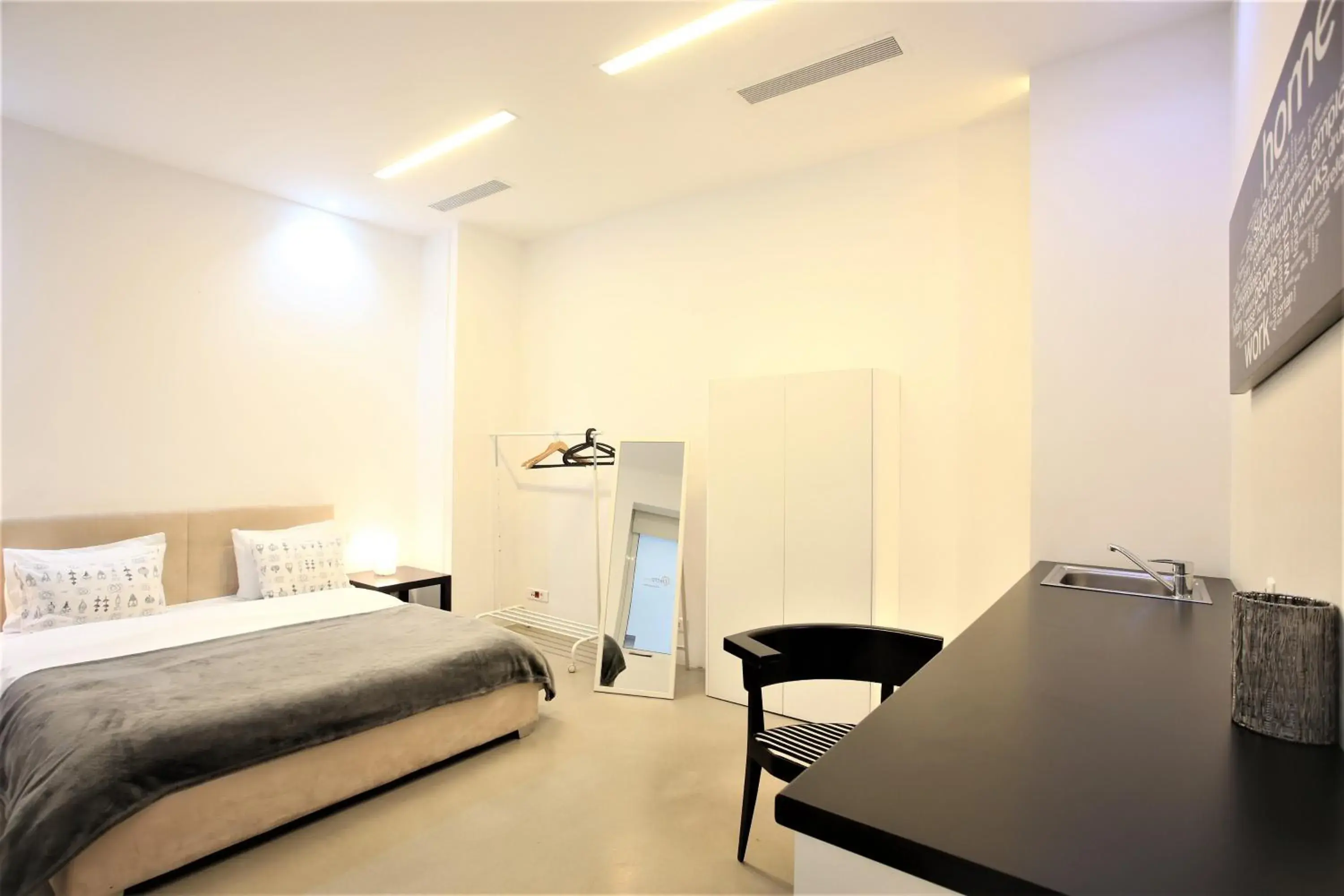 Bedroom, Bed in GK Athens by GK Properties Bedroom, Bed in GK Athens by GK Properties