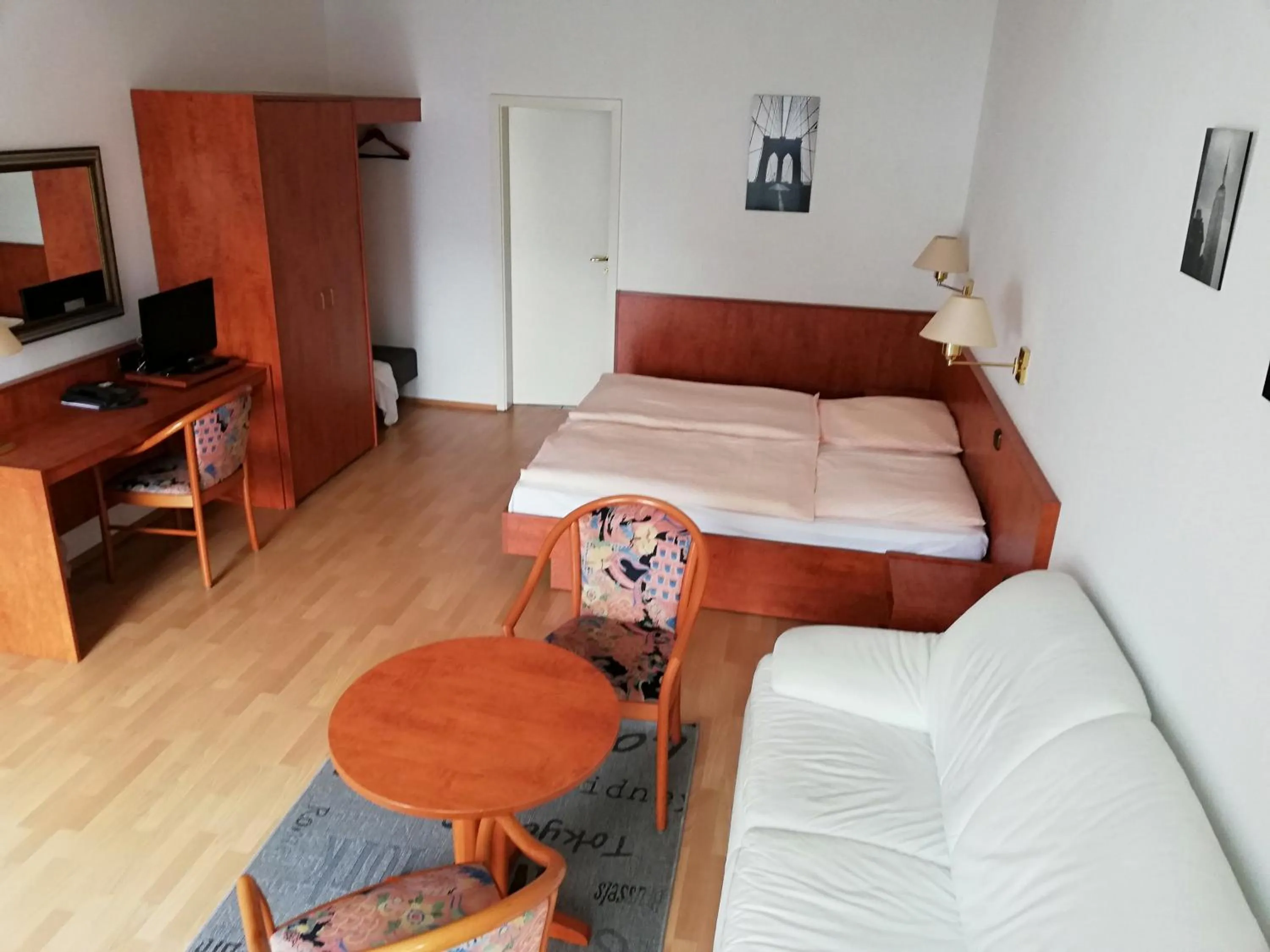 Bed in Hotel Dorfschänke