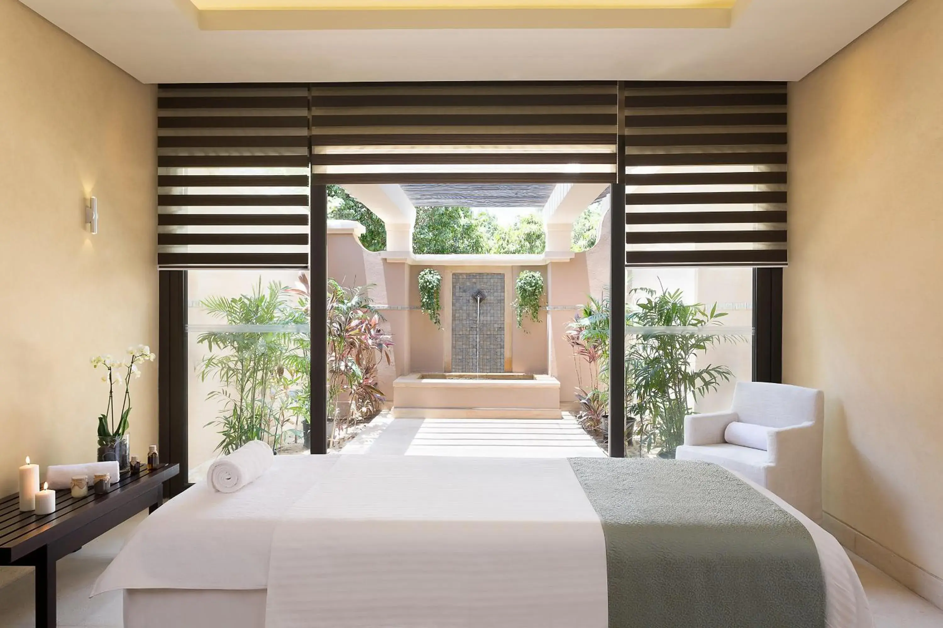 Spa and wellness centre/facilities, Bed in The Westin Cairo Golf Resort & Spa, Katameya Dunes