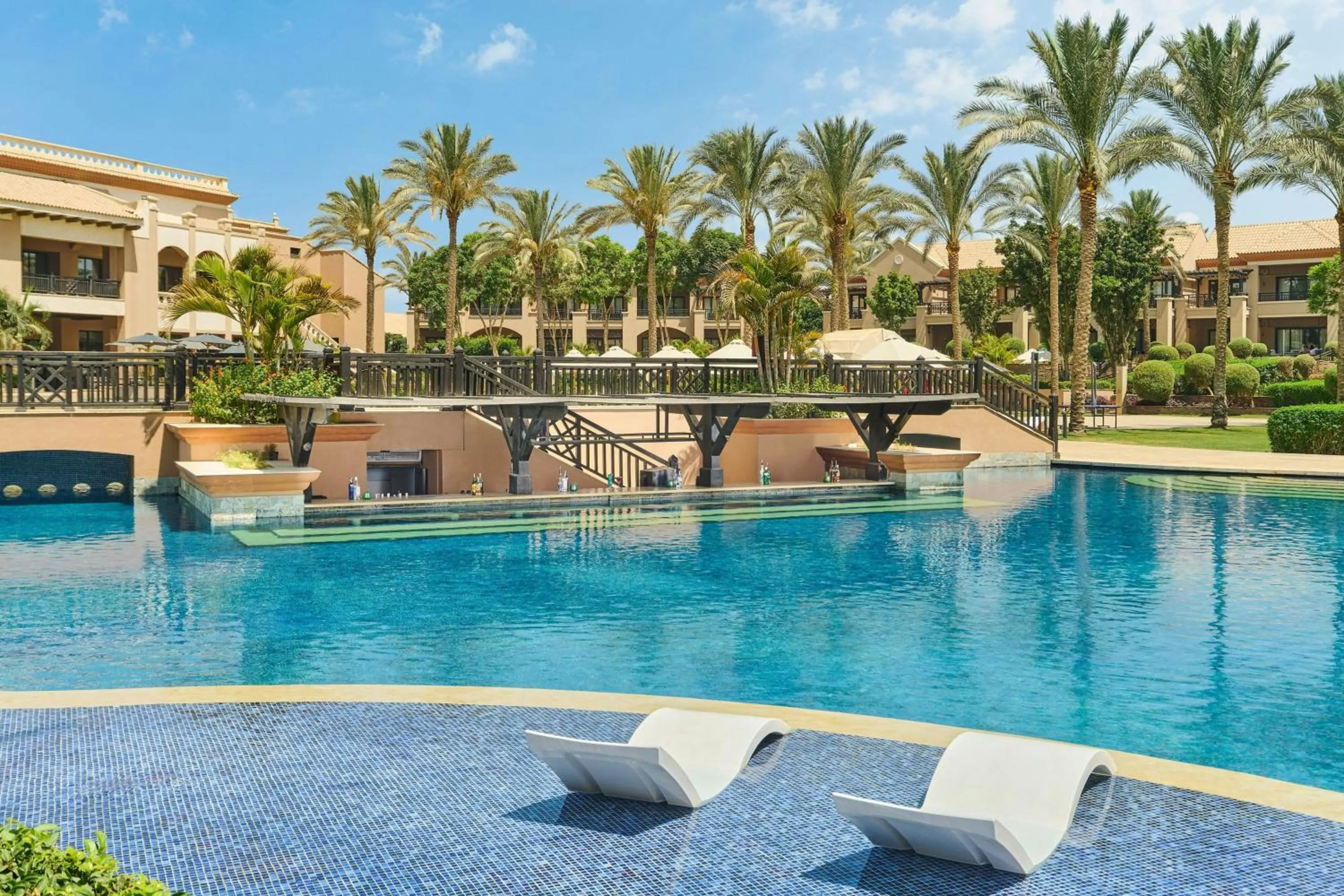 Swimming pool in The Westin Cairo Golf Resort & Spa, Katameya Dunes