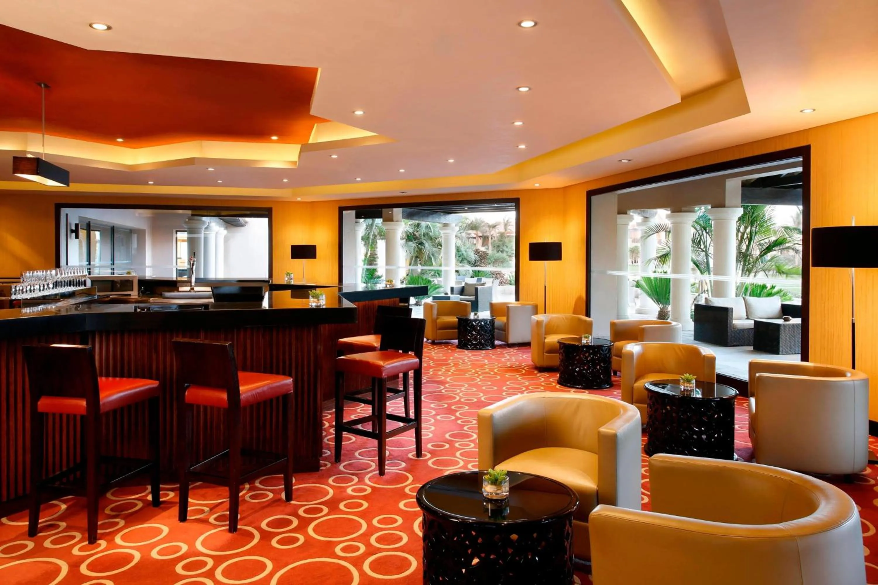 Lounge or bar in The Westin Cairo Golf Resort & Spa, Katameya Dunes