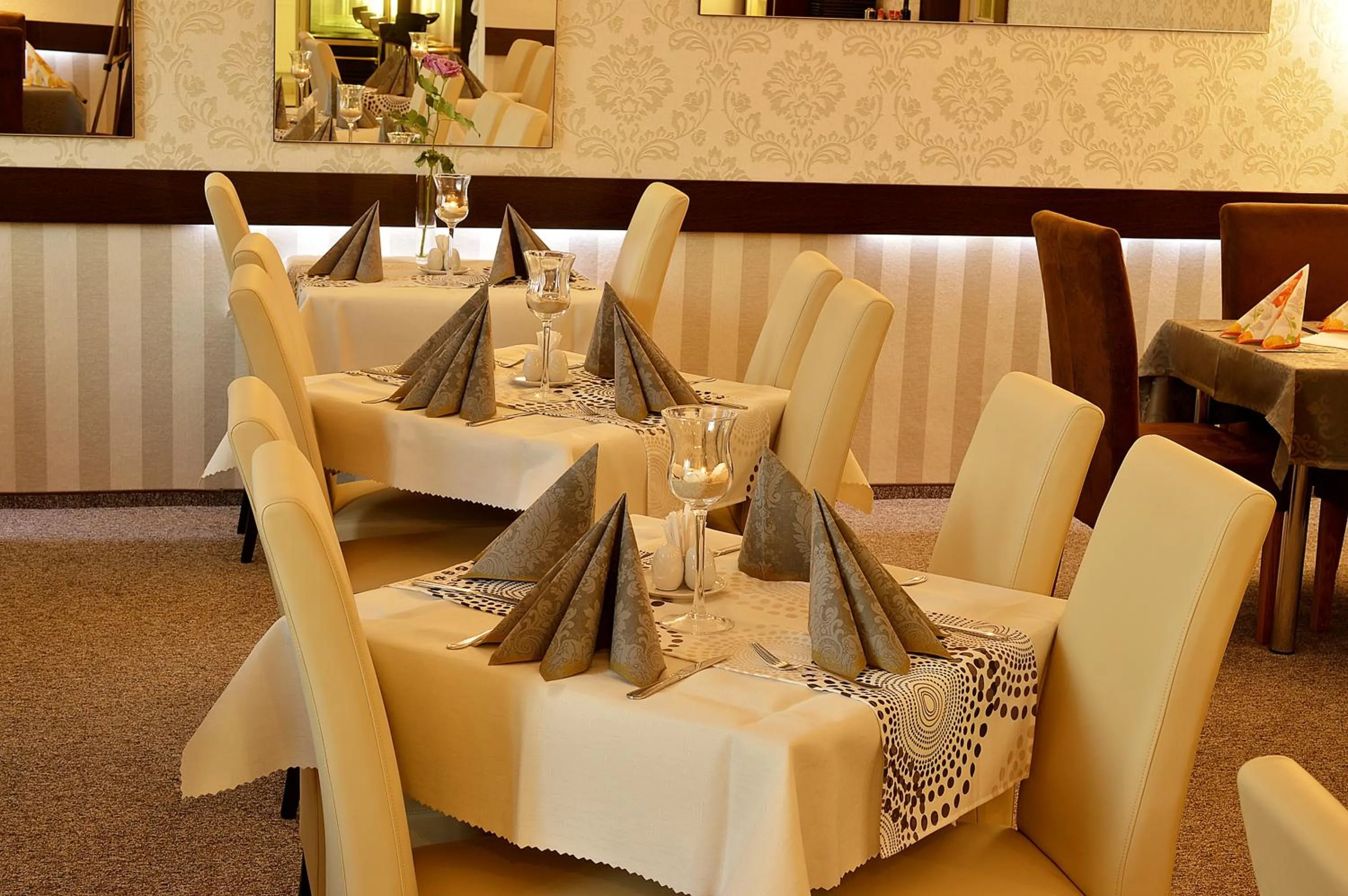 Restaurant/places to eat in Hotel Florian