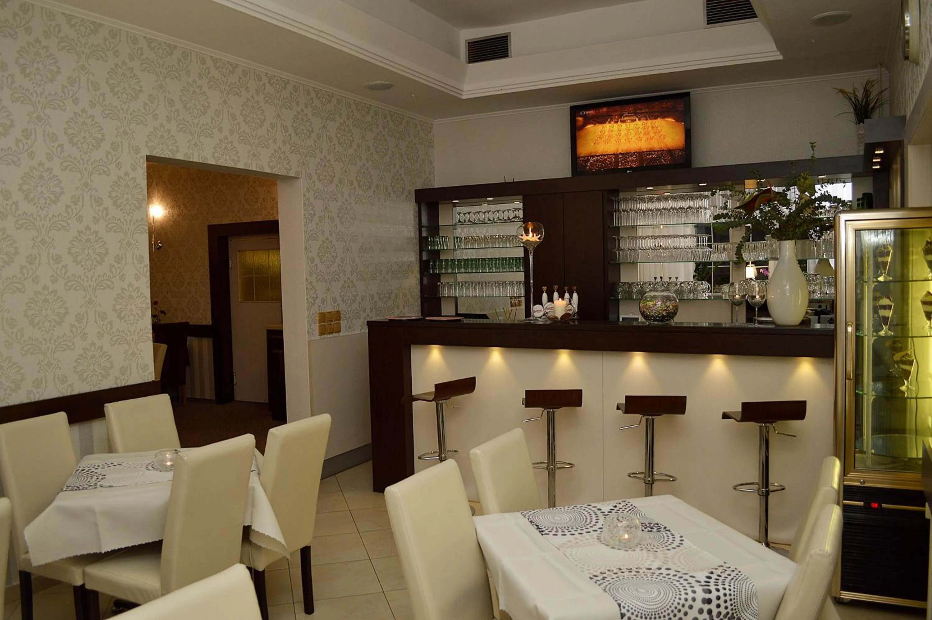 Restaurant/places to eat in Hotel Florian