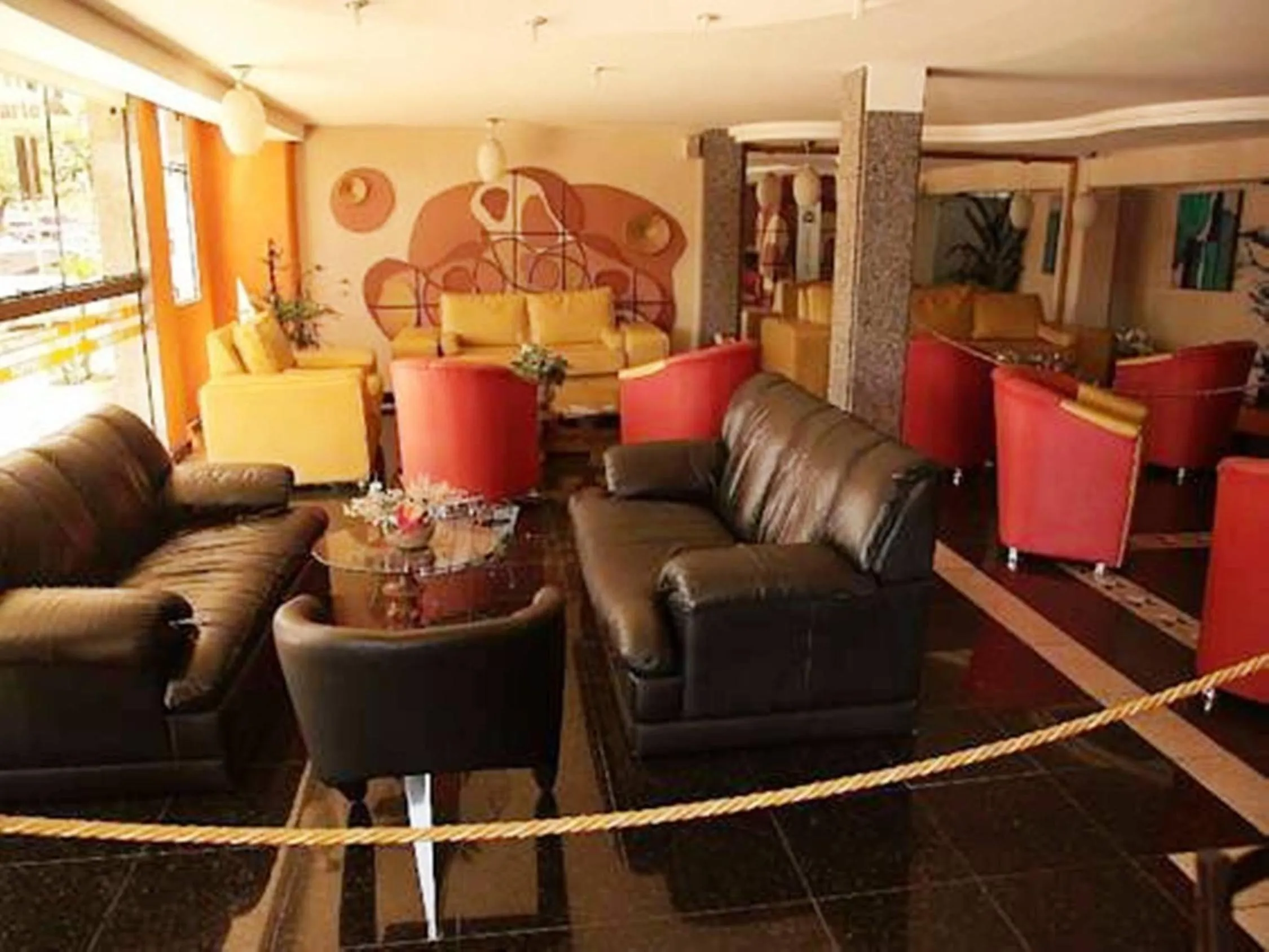 Communal lounge/ TV room in Atlas Hotel Residence