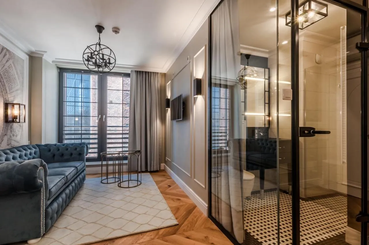 Bathroom in Gotyk House