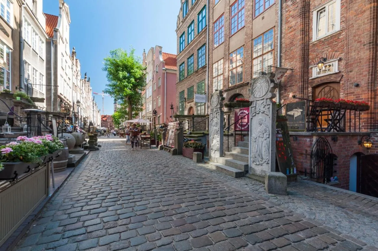 Property building in Gotyk House