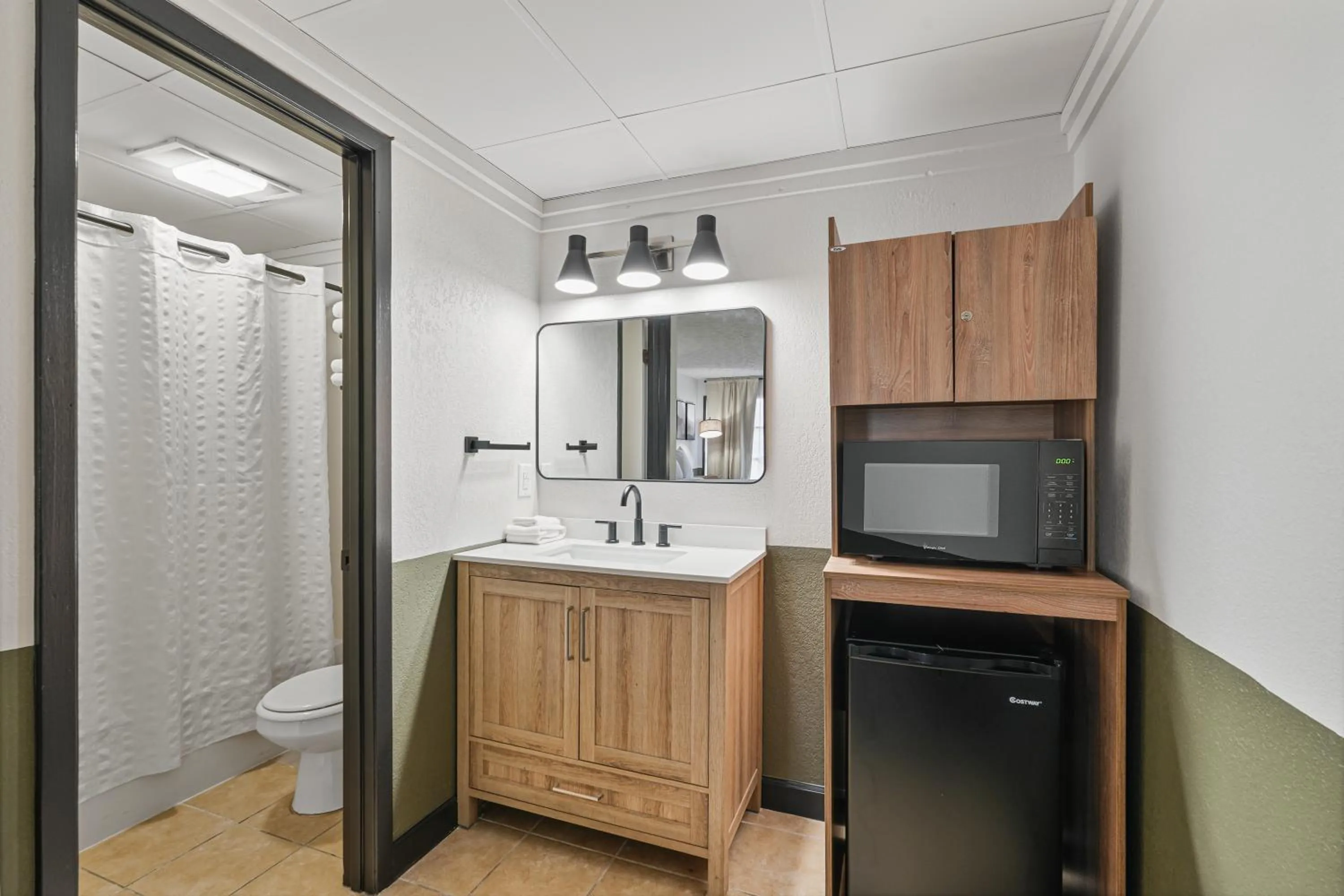 Bedroom in Tremont Lodge & Resort