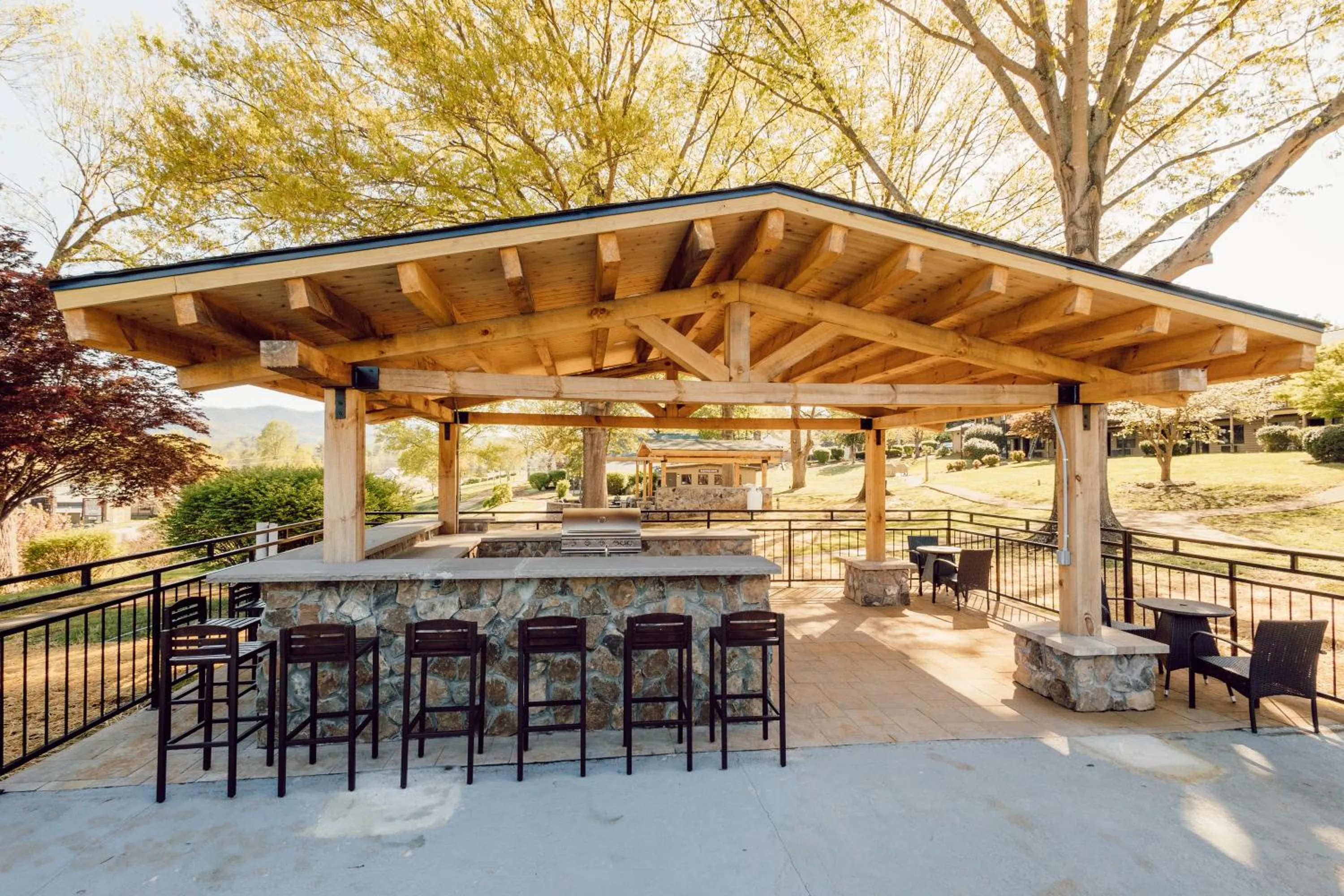 Swimming pool in Tremont Lodge & Resort