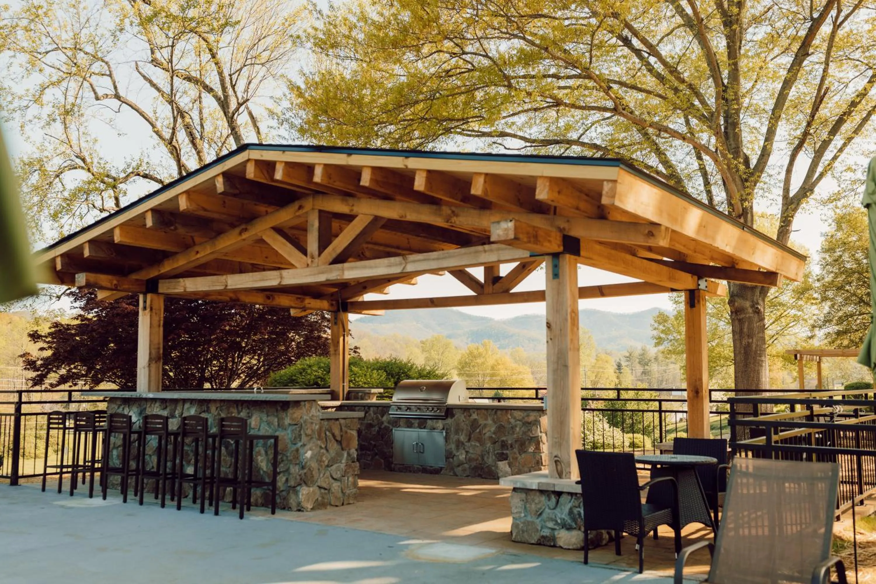 Swimming pool in Tremont Lodge & Resort