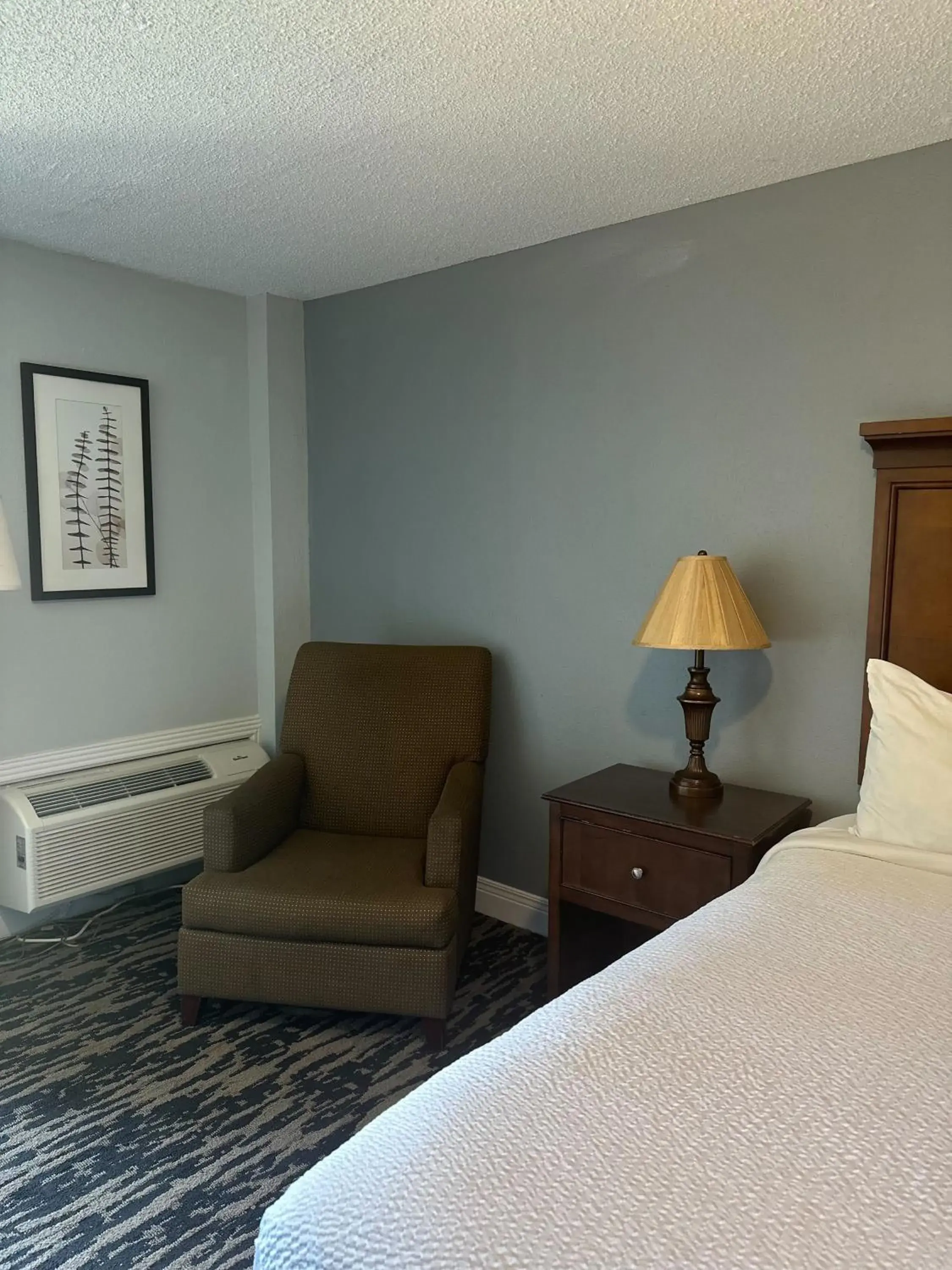 Bedroom, Bed in Tremont Lodge & Resort Bedroom, Bed in Tremont Lodge & Resort