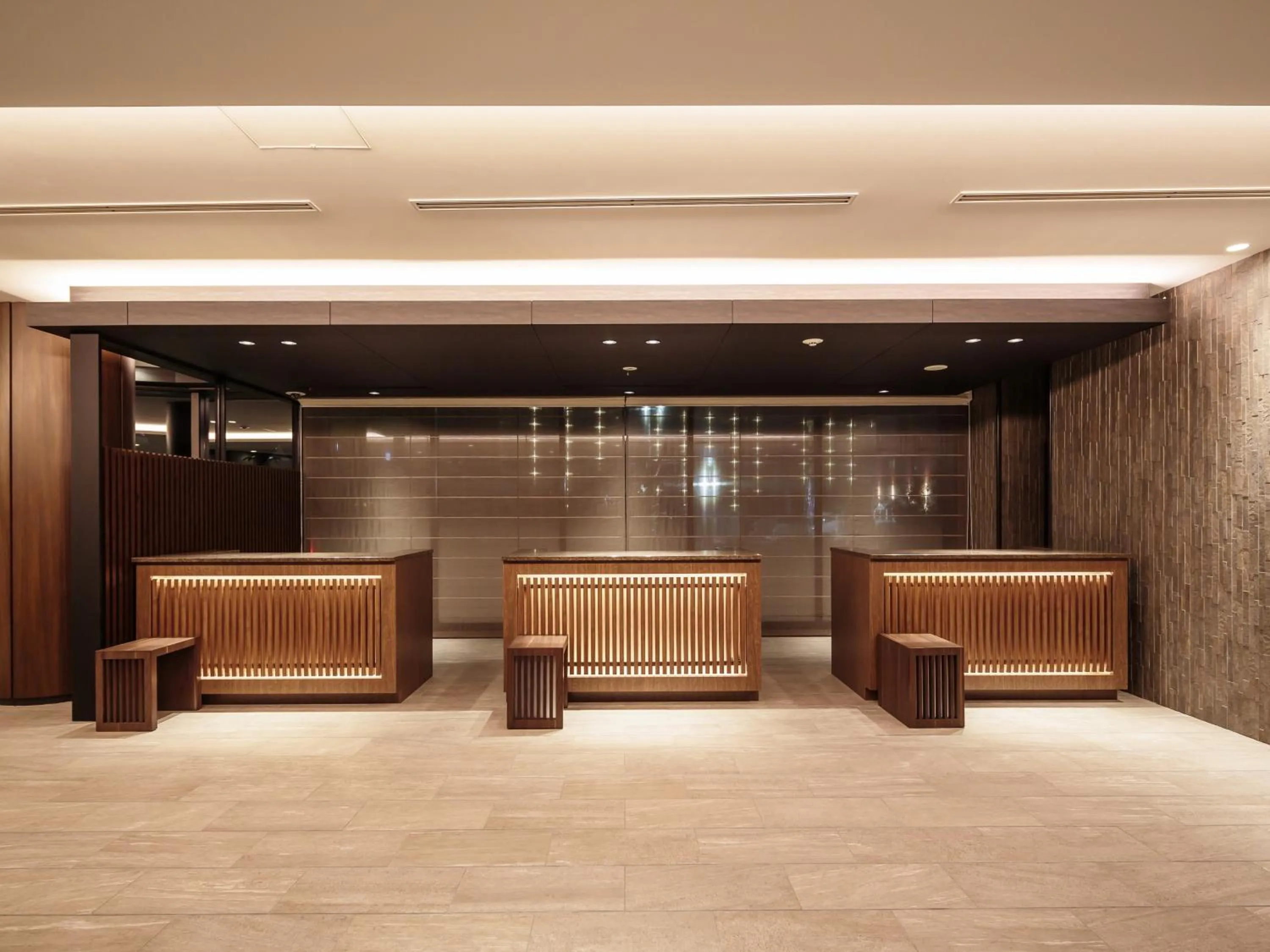 Lobby or reception in HOTEL MYSTAYS Fuji Onsen Resort