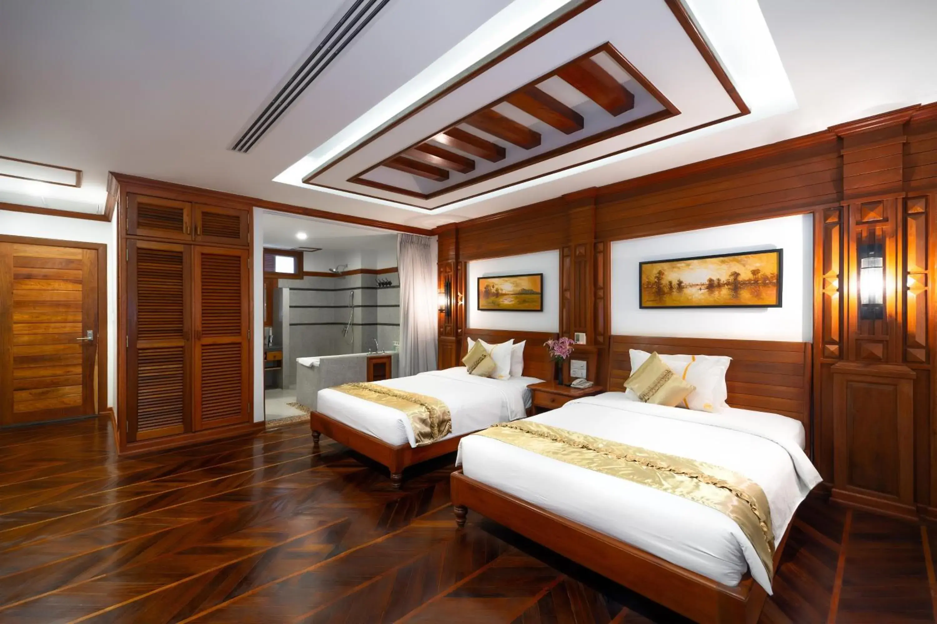 Photo of the whole room, Bed in The Night Hotel Photo of the whole room, Bed in The Night Hotel