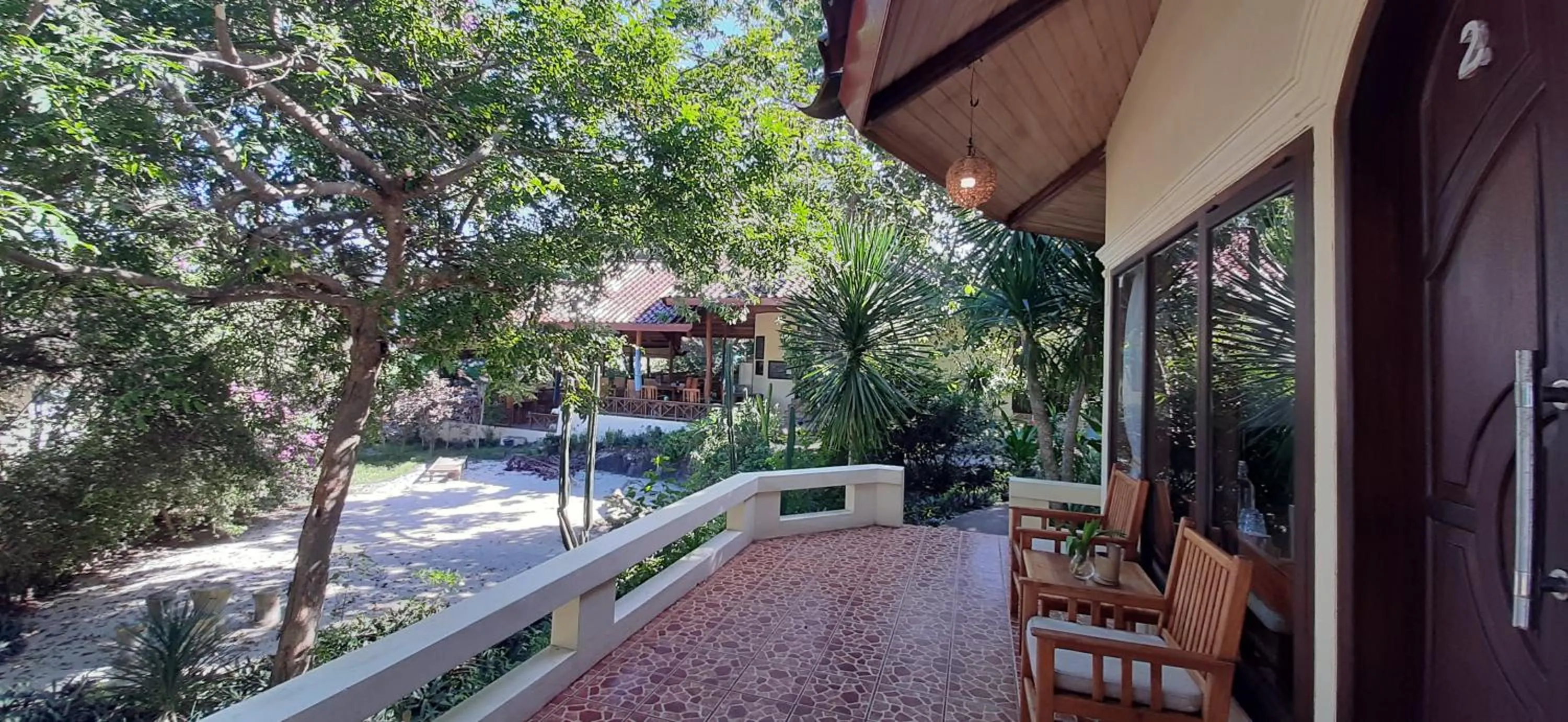 Balcony/Terrace in Bara Beach Bungalows
