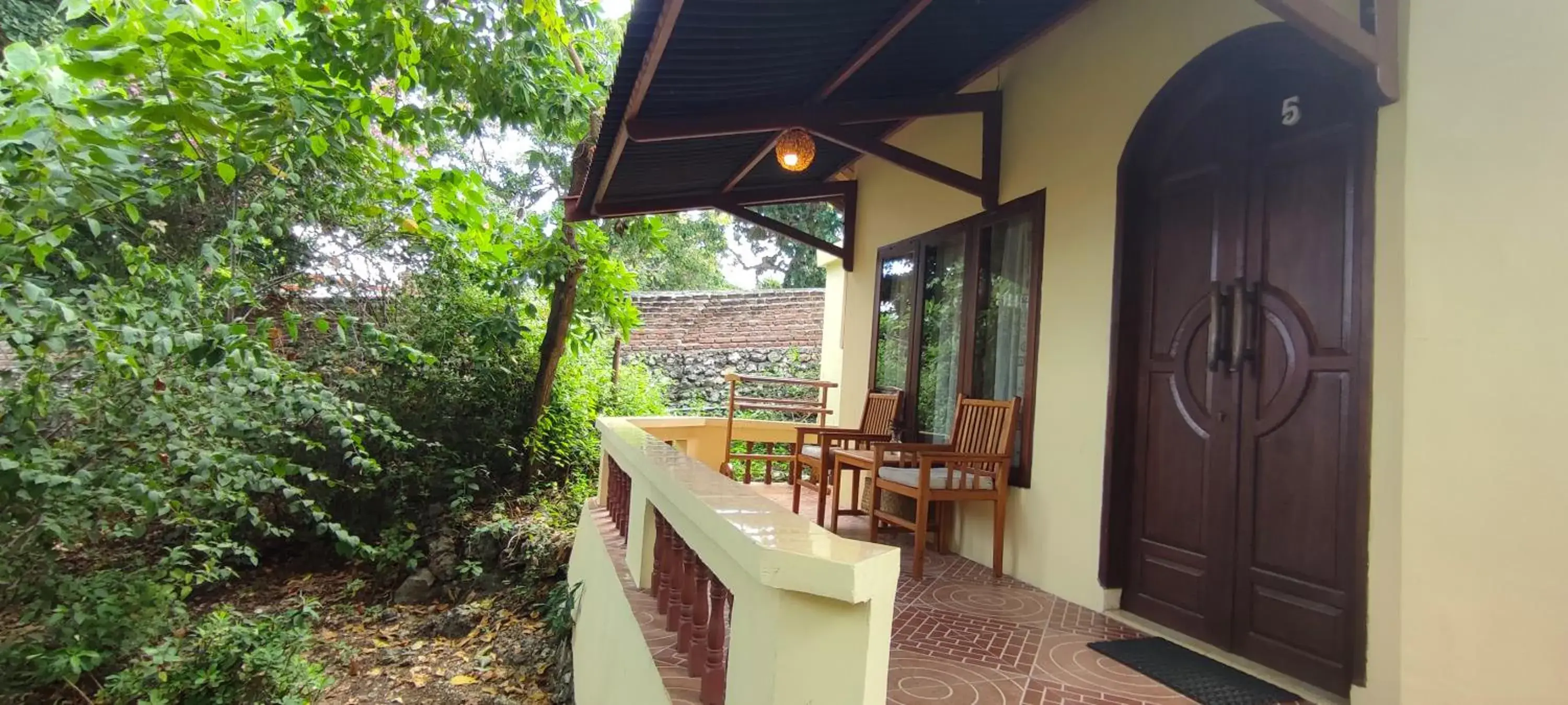 Deluxe Family Room in Bara Beach Bungalows Deluxe Family Room in Bara Beach Bungalows