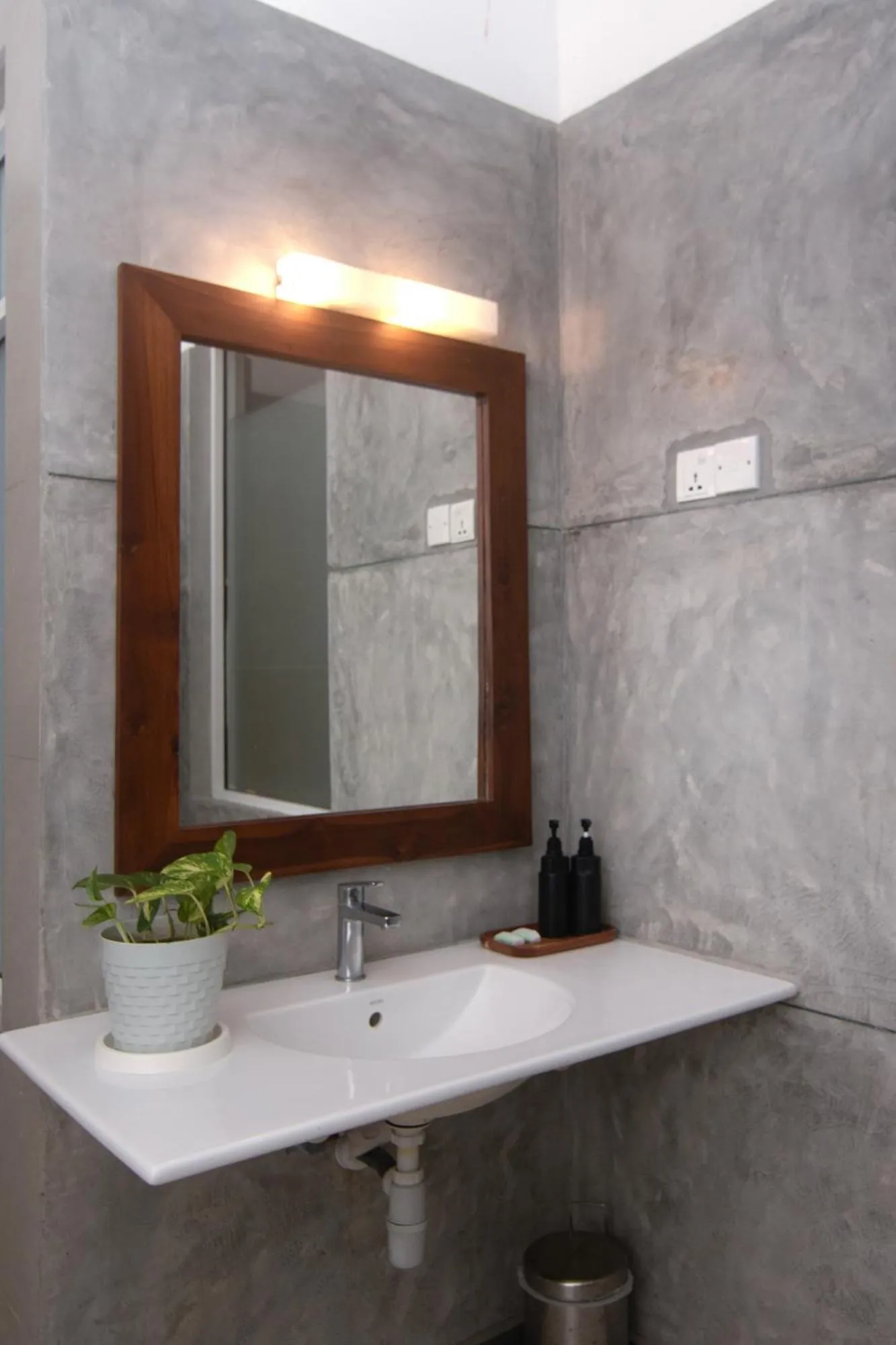 Bathroom in Jade Green Hotel Hambantota