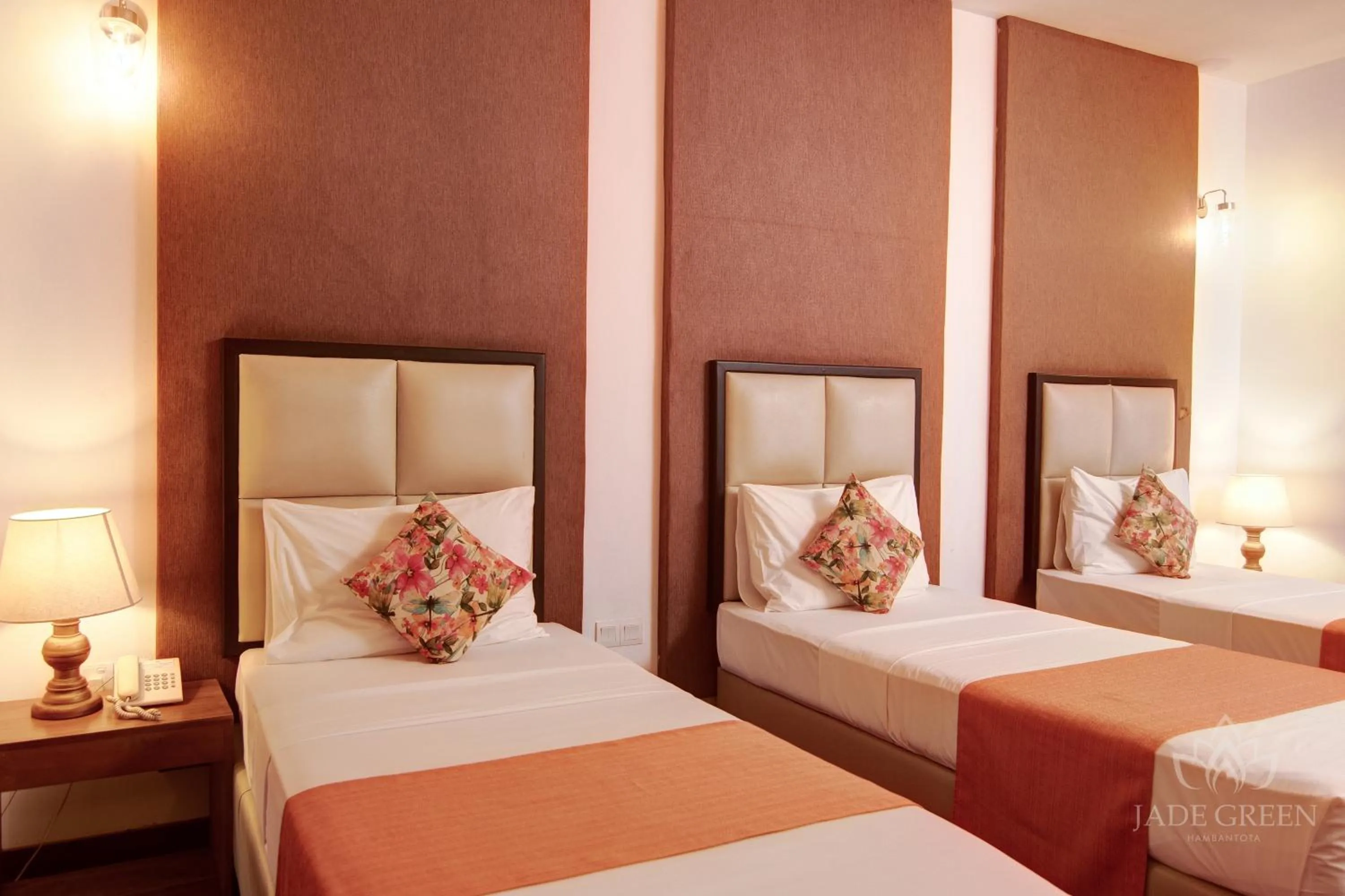 Bed in Jade Green Hotel Hambantota