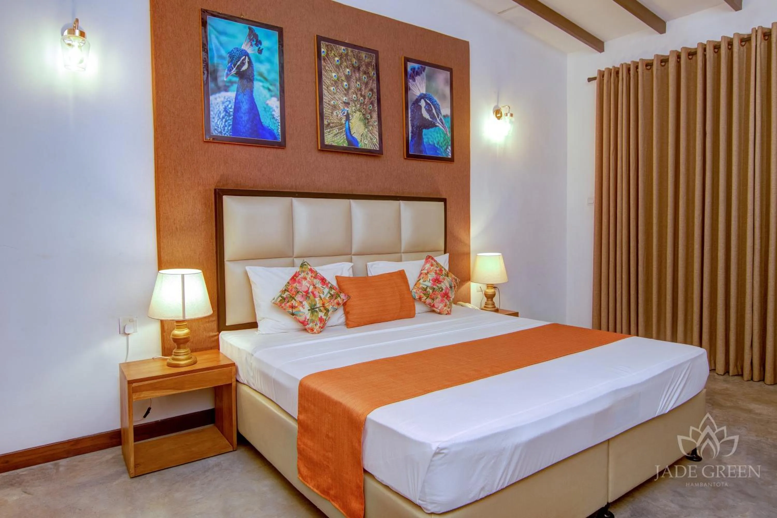 Bed in Jade Green Hotel Hambantota