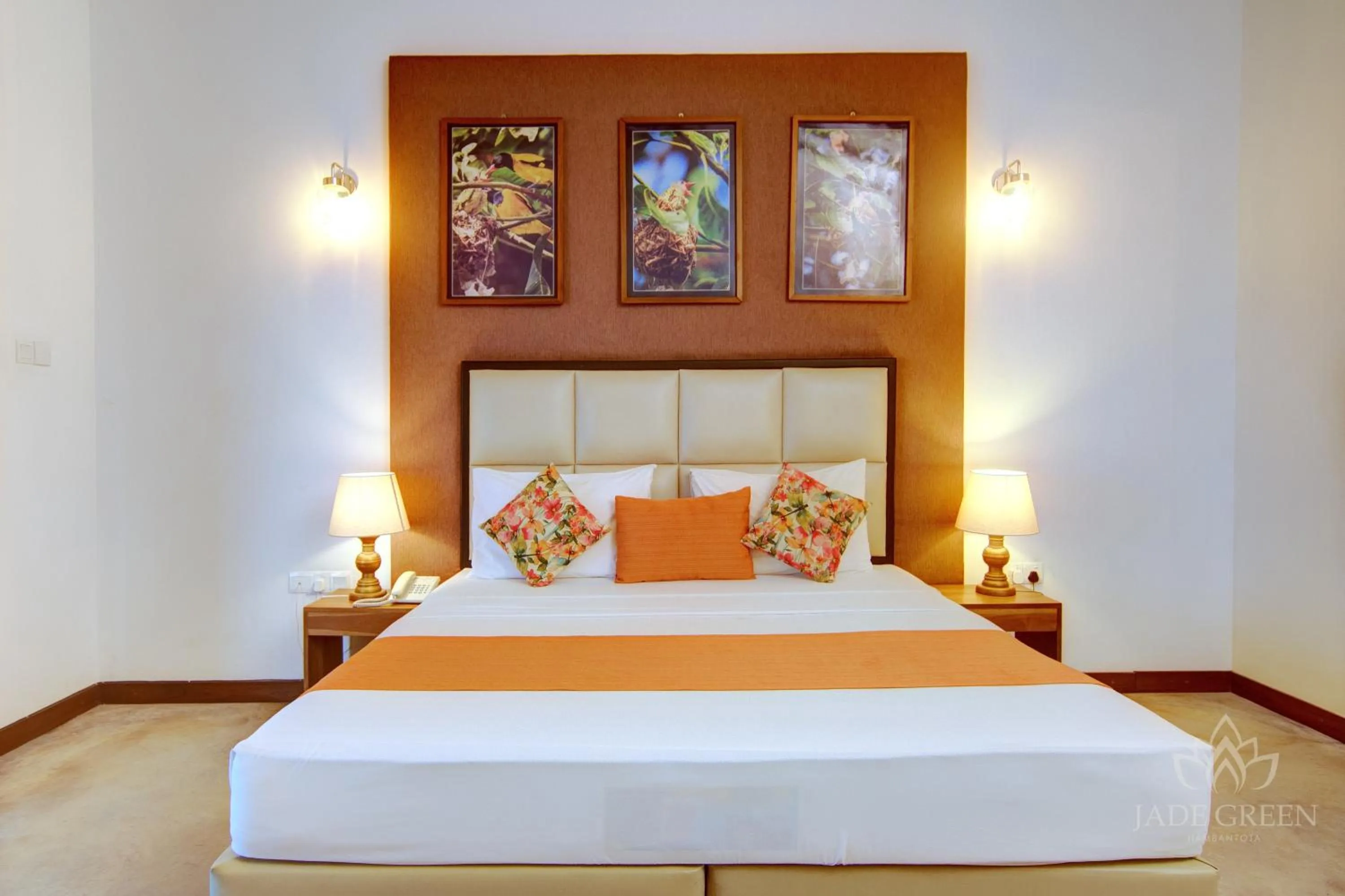 Bed in Jade Green Hotel Hambantota