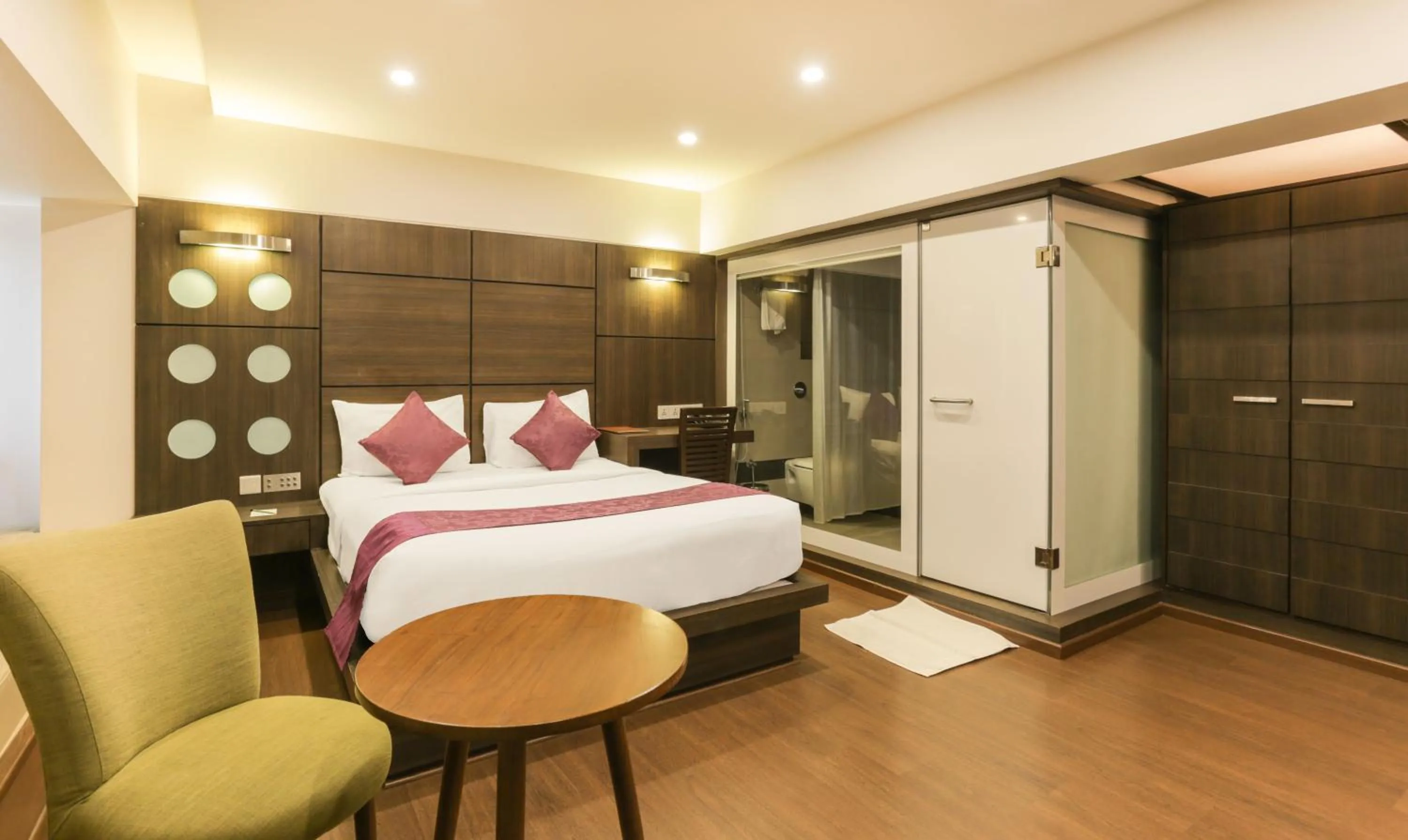 Photo of the whole room, Bed in Hotel Metropolis