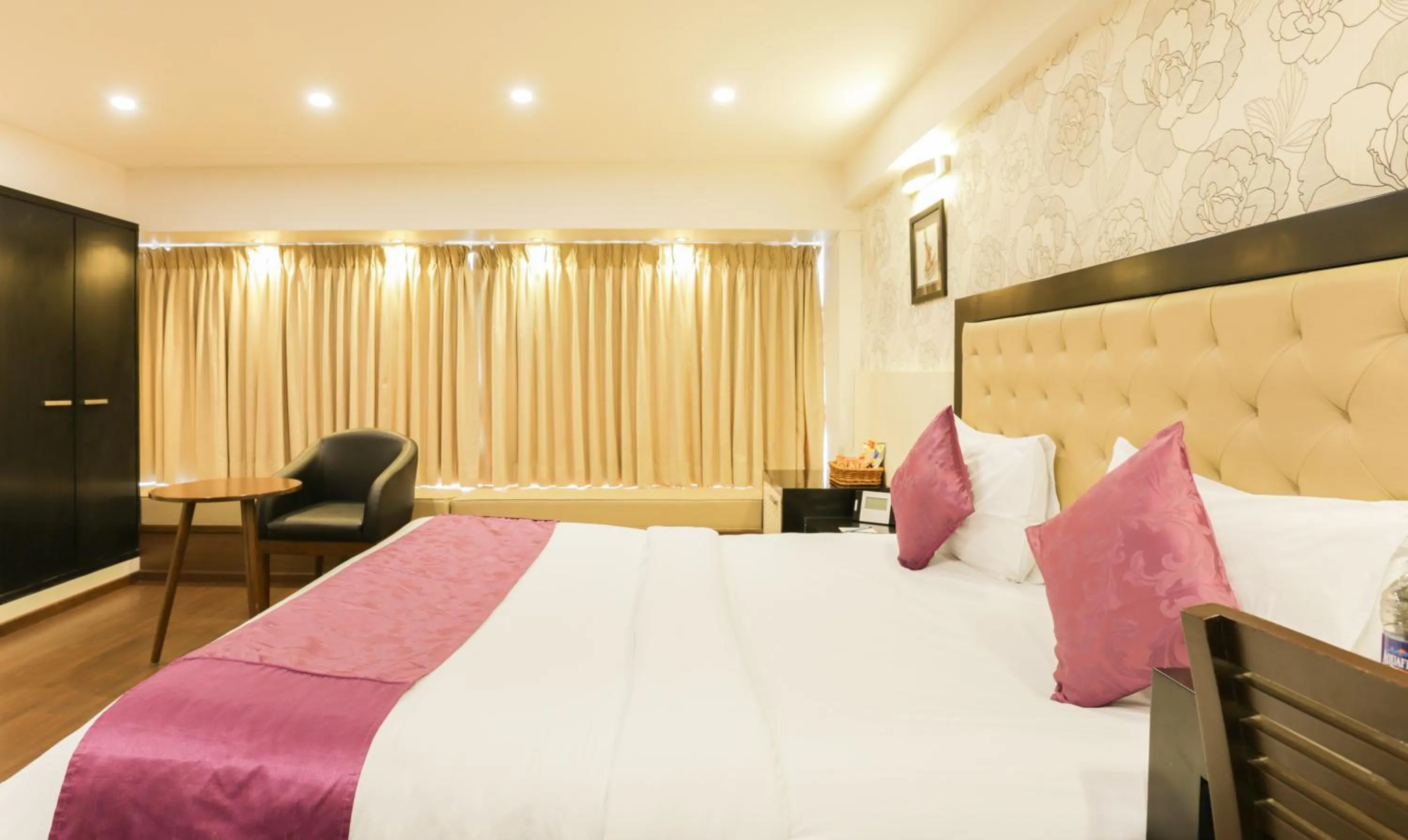 Bed in Hotel Metropolis