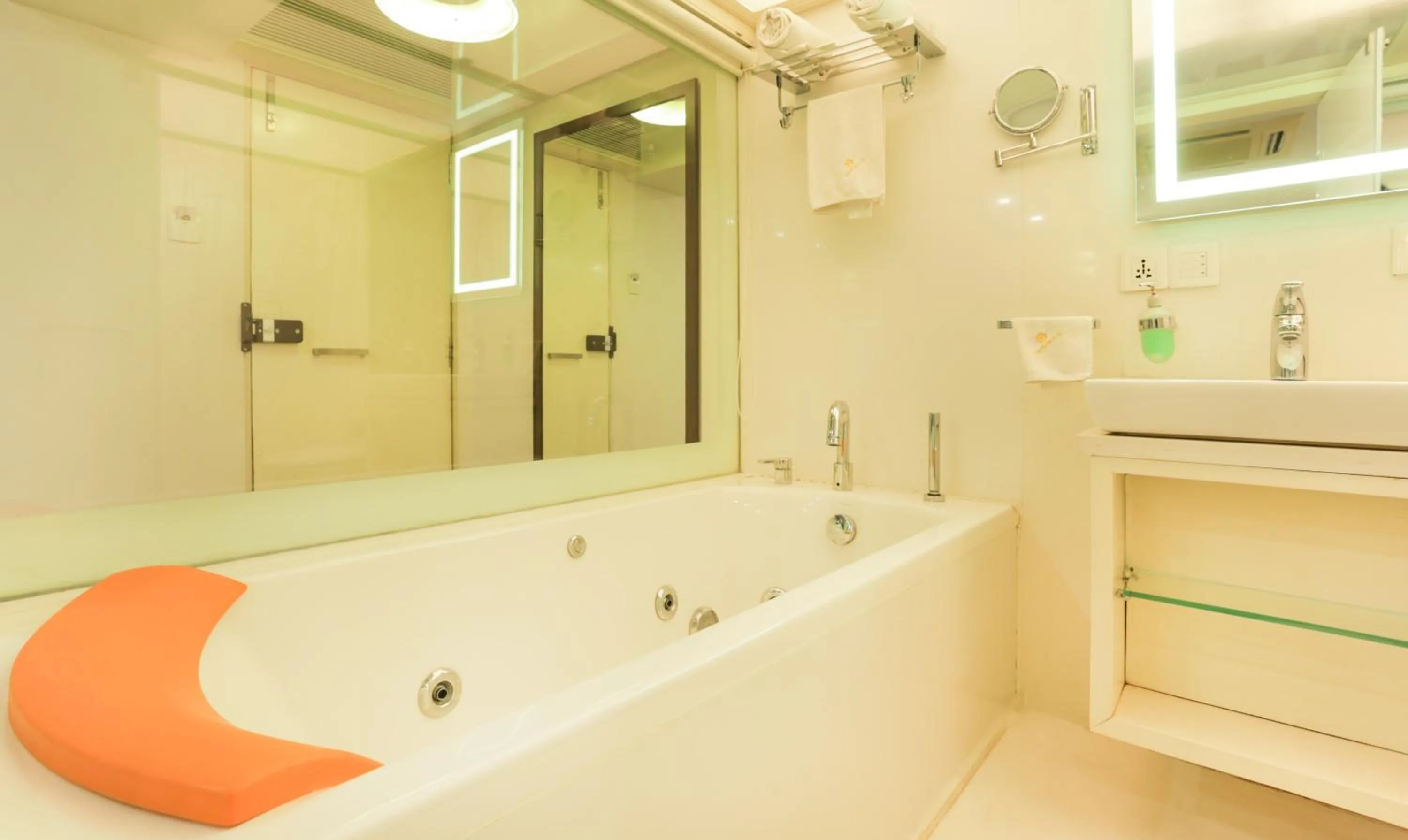 Bathroom in Hotel Metropolis