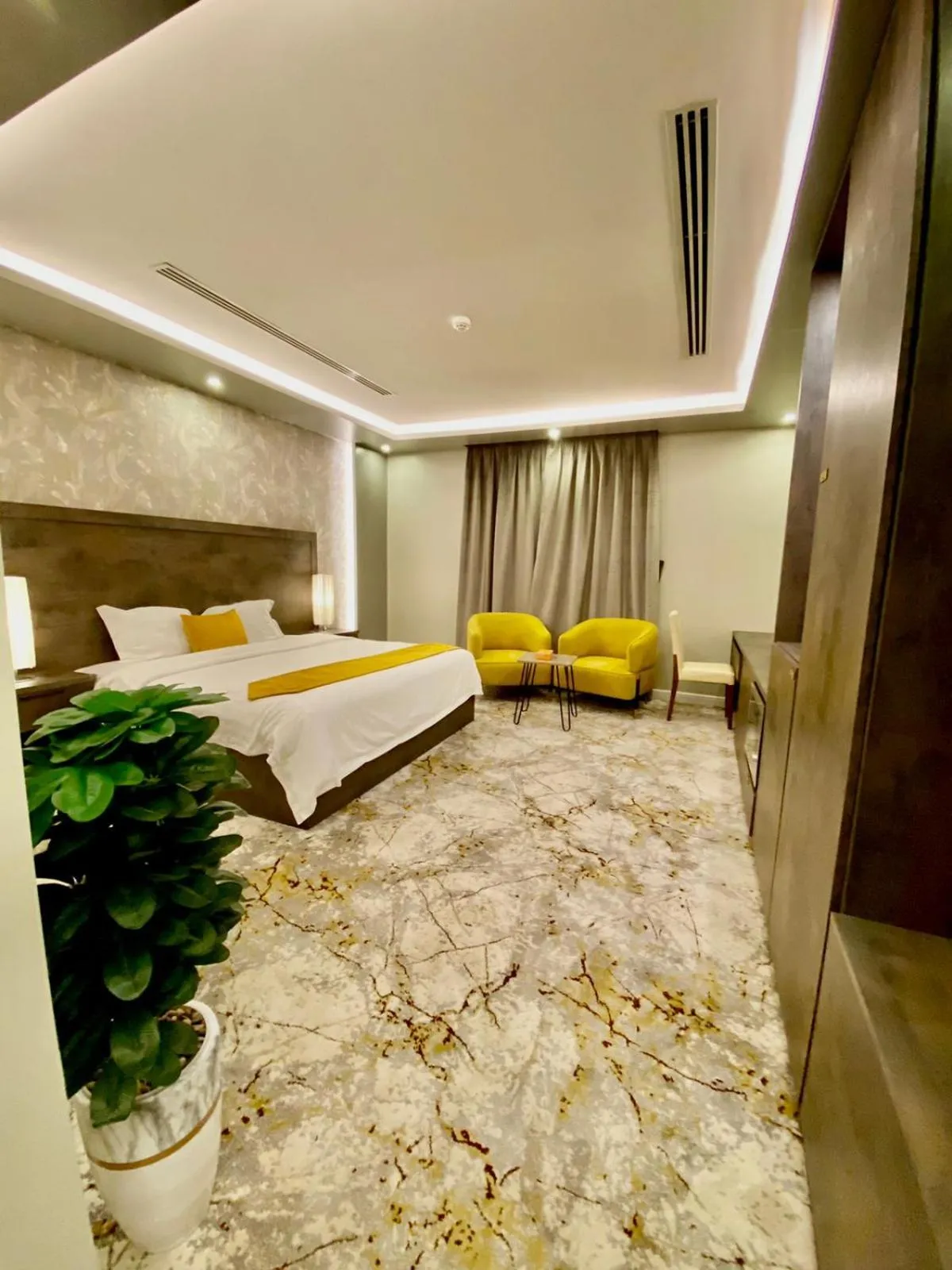 Narmiss Aparthotel