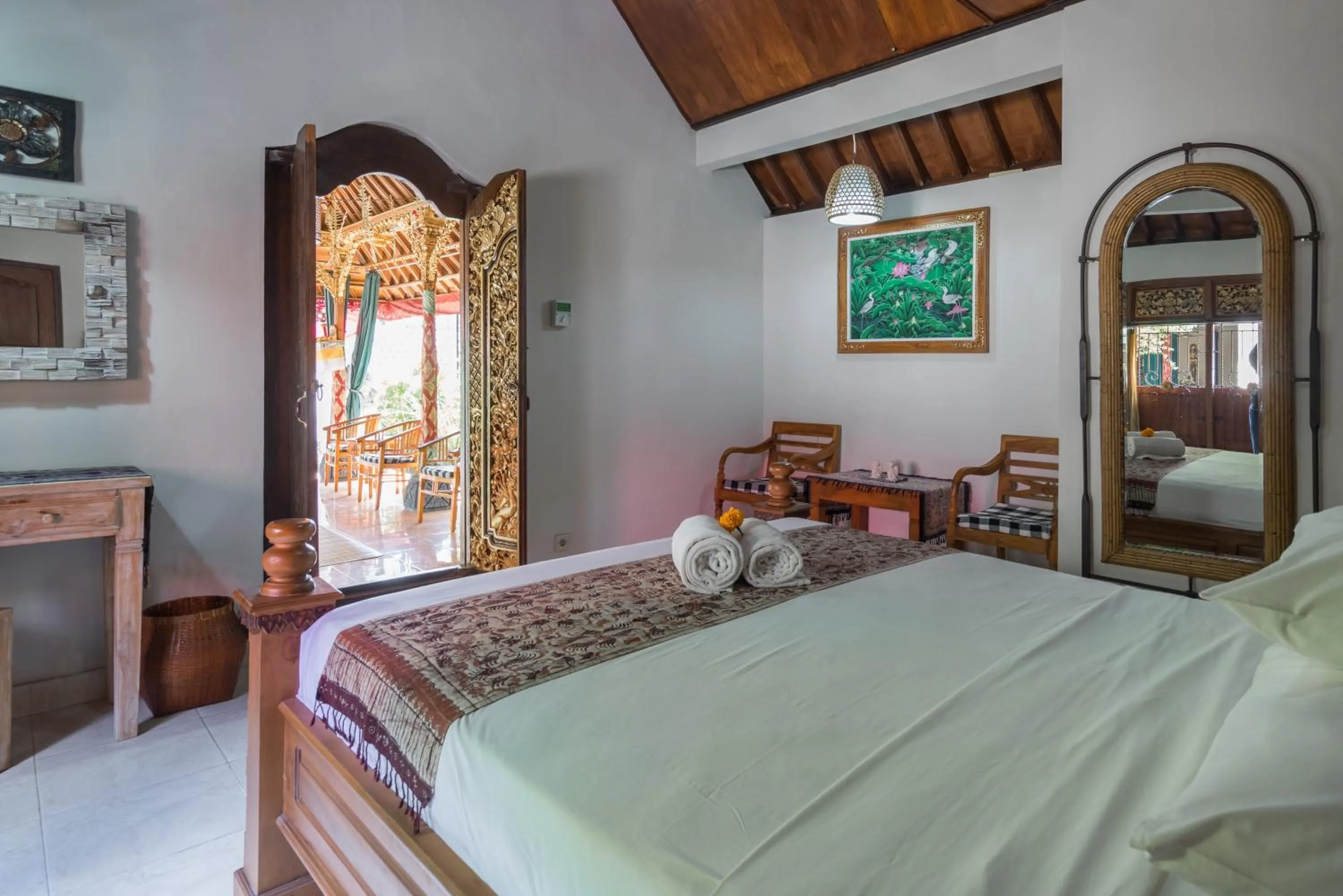 Bedroom, Bed in Nuaja Balinese Guest House
