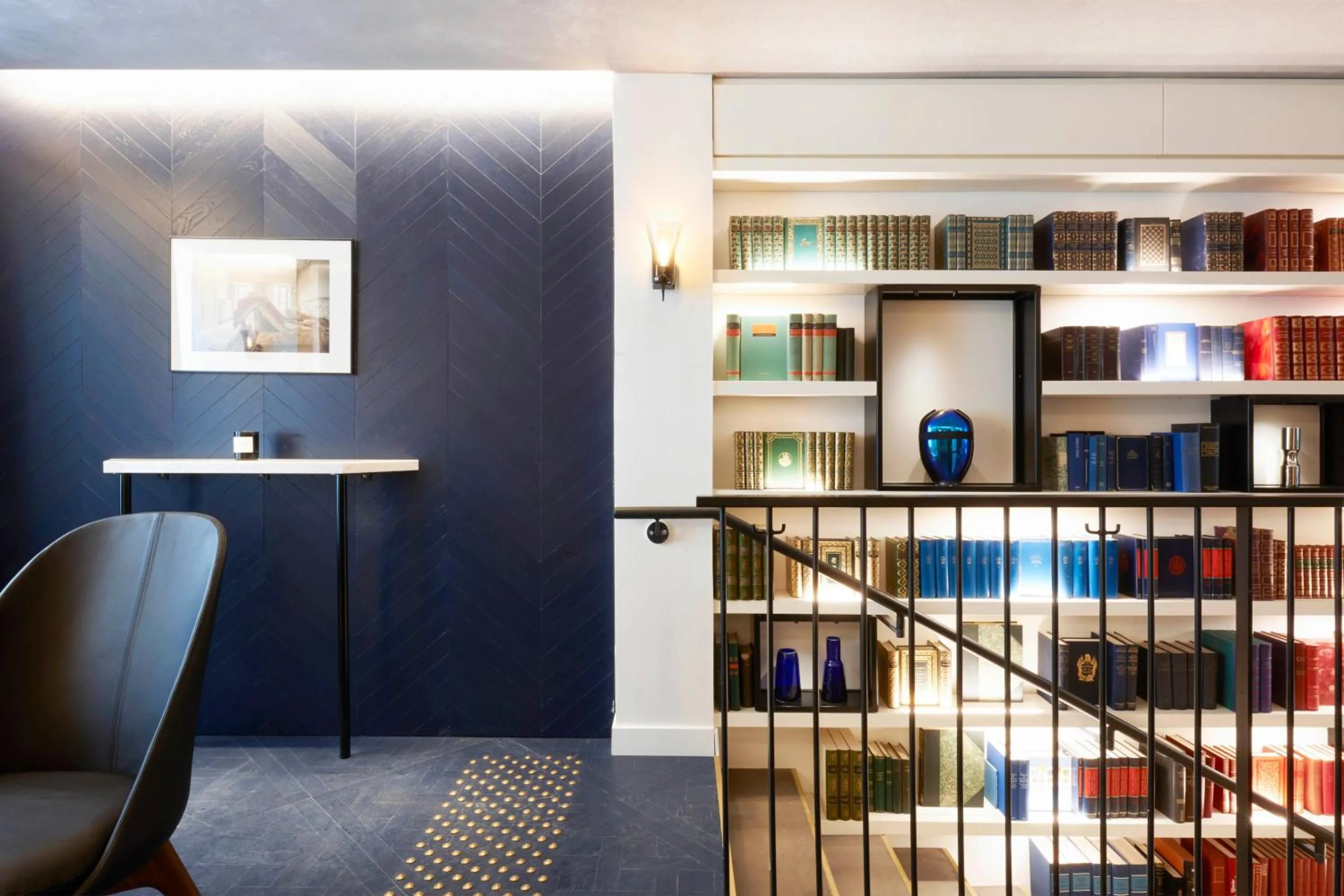 Area and facilities in Perpetual Elysée Montaigne