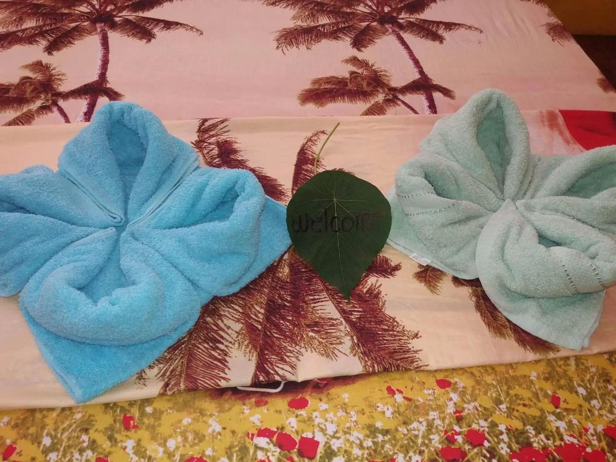 Standard Double Room with Fan in Guanna's Place Rooms & Restaurant Standard Double Room with Fan in Guanna's Place Rooms & Restaurant