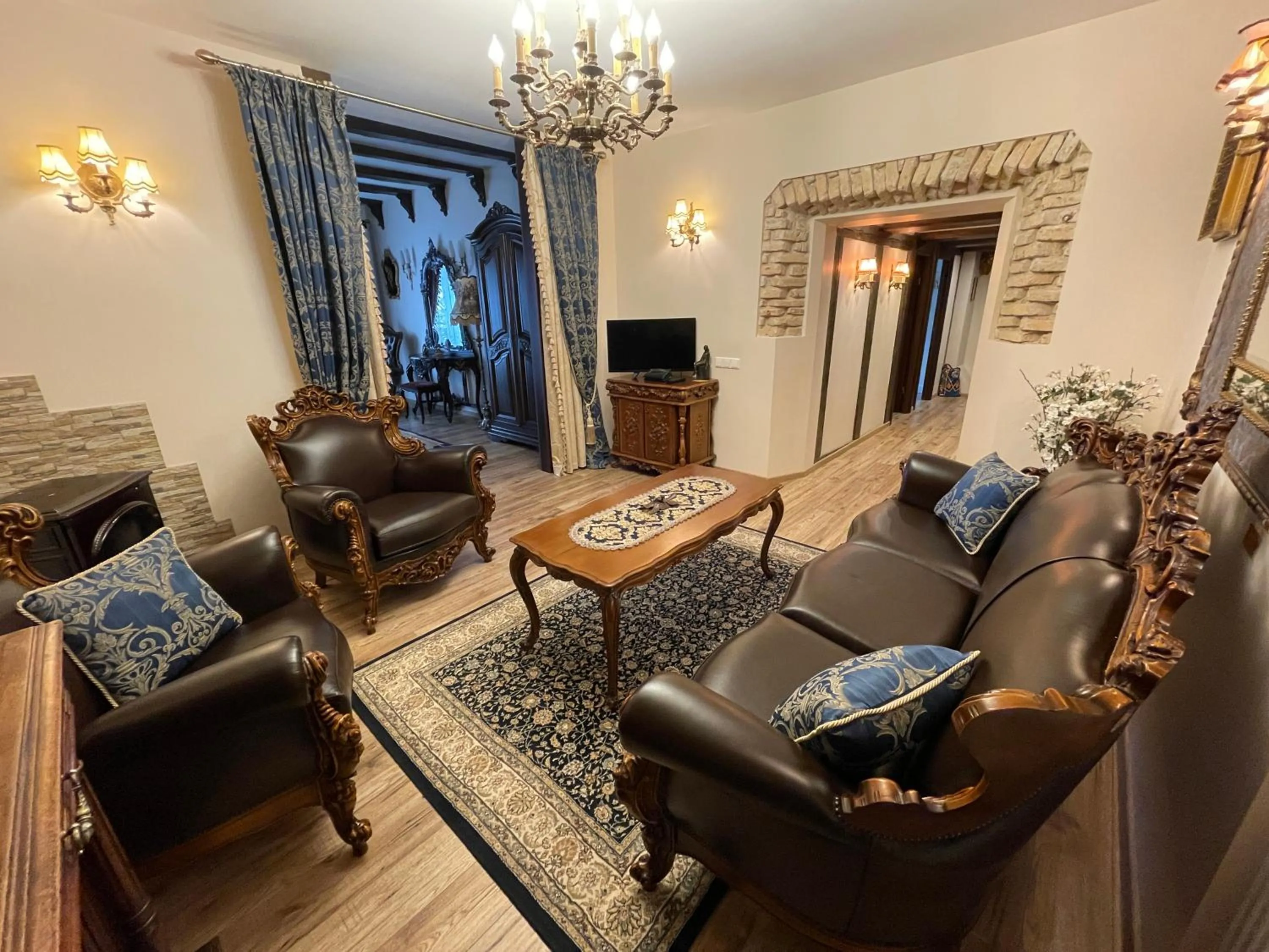 Grand Duke Apartments