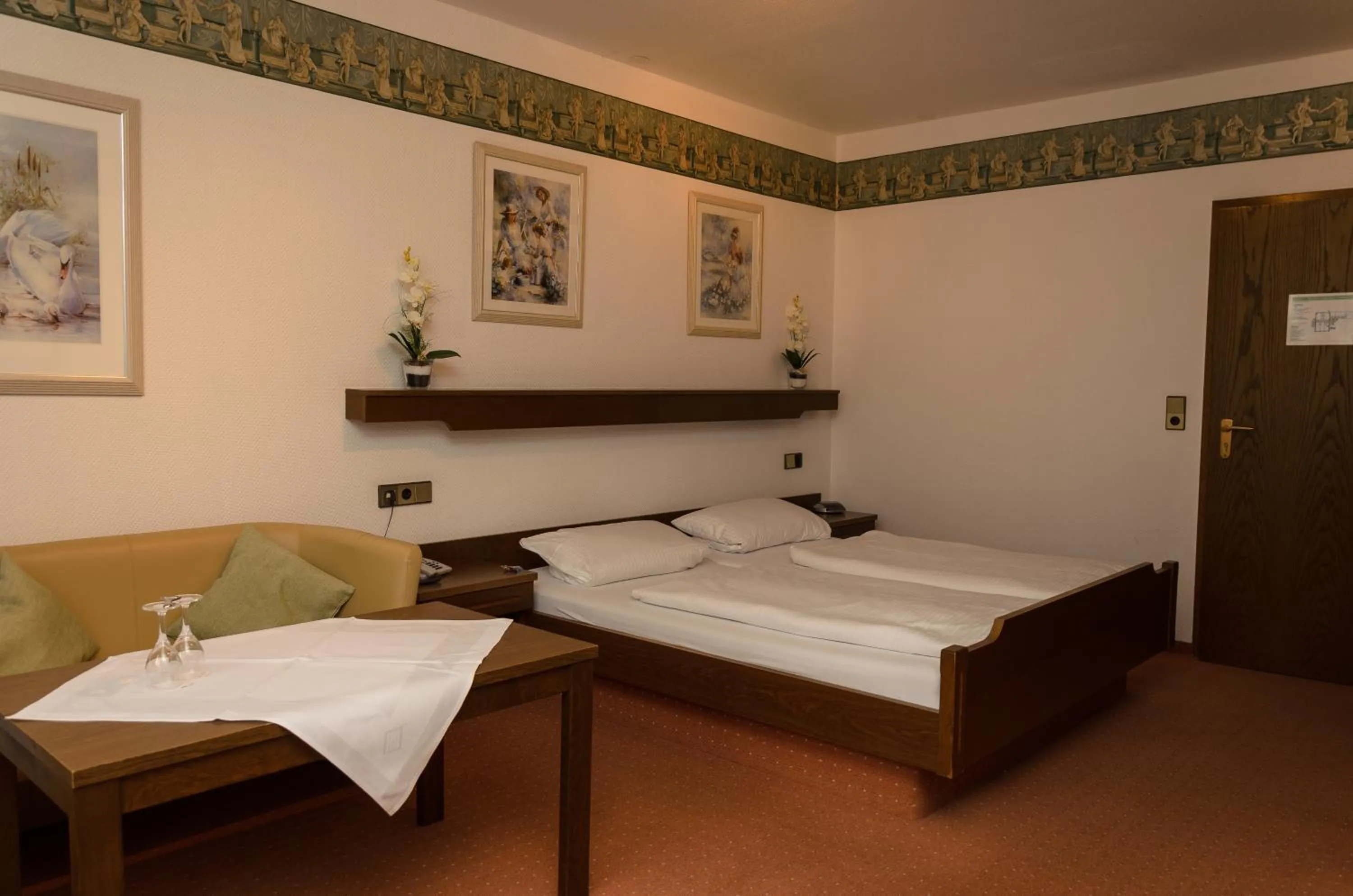 Bed in Hotel Rheingraf
